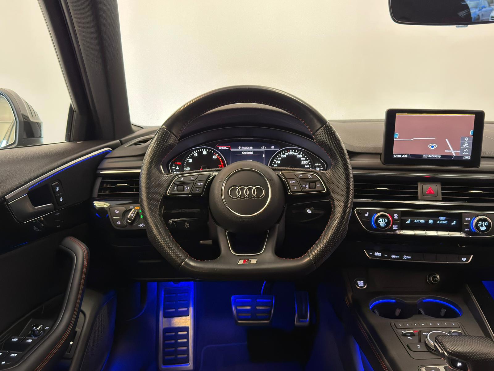 Foto van Audi A4 Limousine