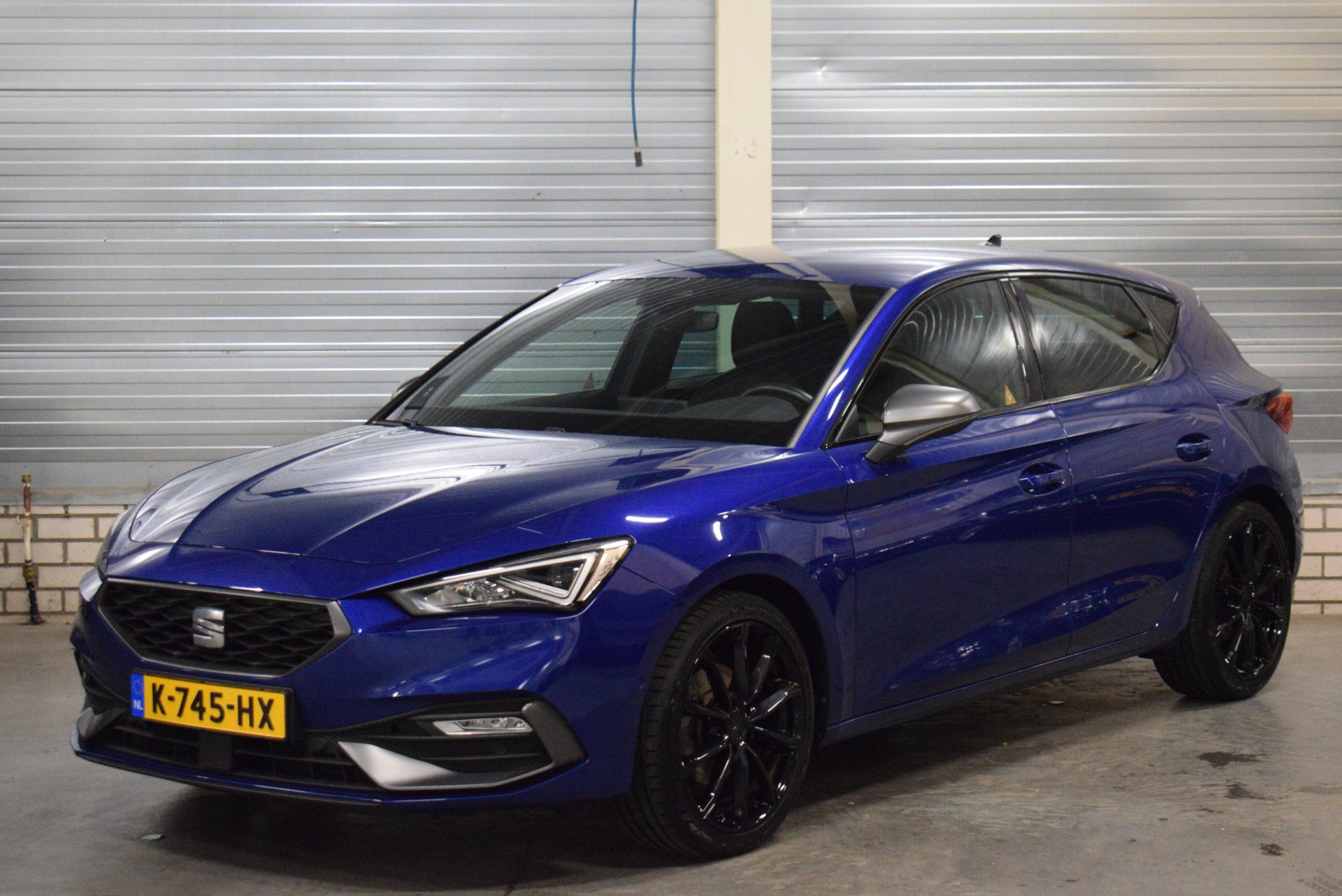 Seat Leon 1.0 TSI FR Launch Edition 92.000KM! + Virtual Cockpit|Camera|Parkeerassist|Stoel/Stuurverwarming|Trekhaak| 2021 - voorkant