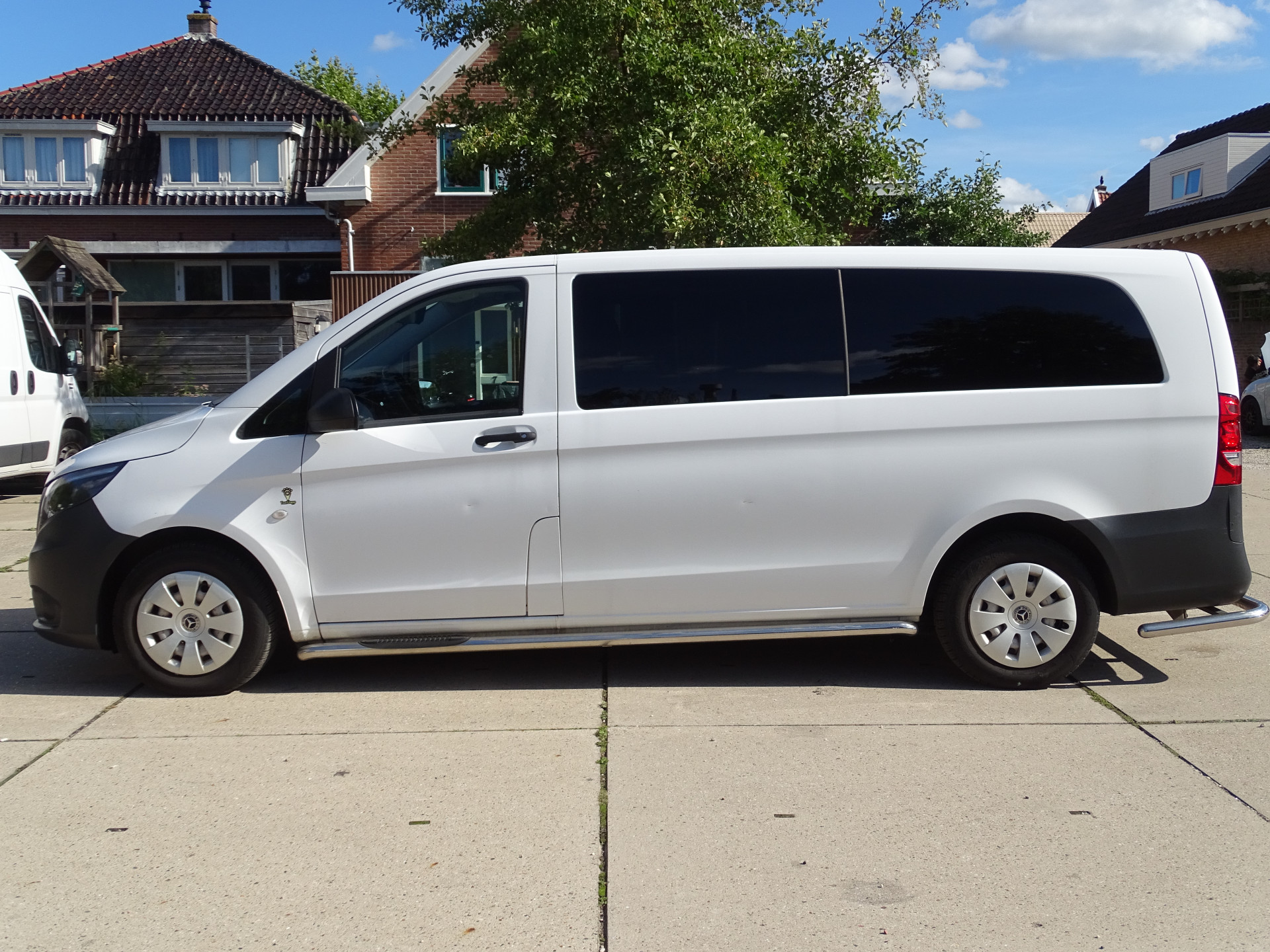 Foto van Mercedes-Benz Vito Tourer