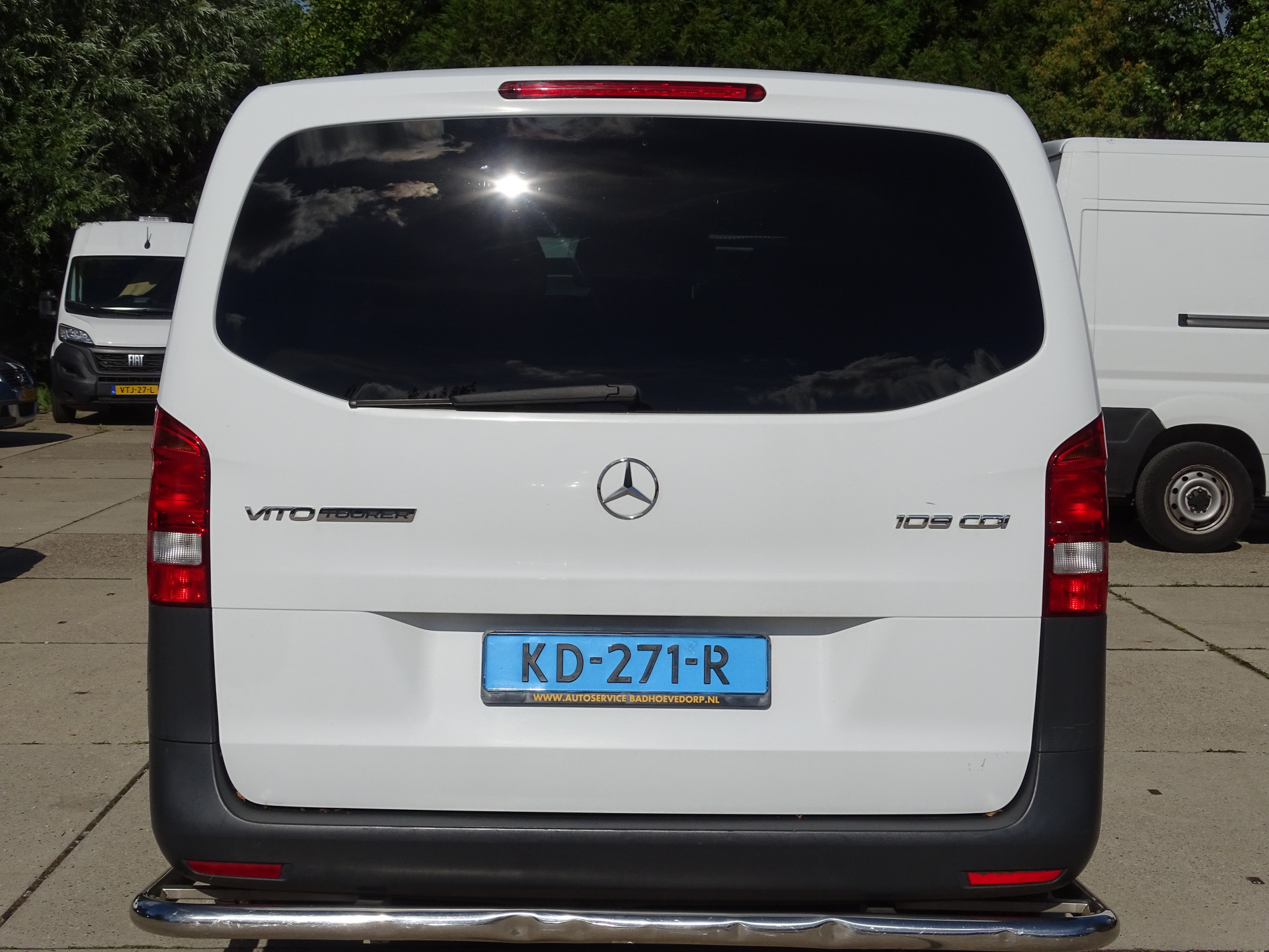 Foto van Mercedes-Benz Vito Tourer