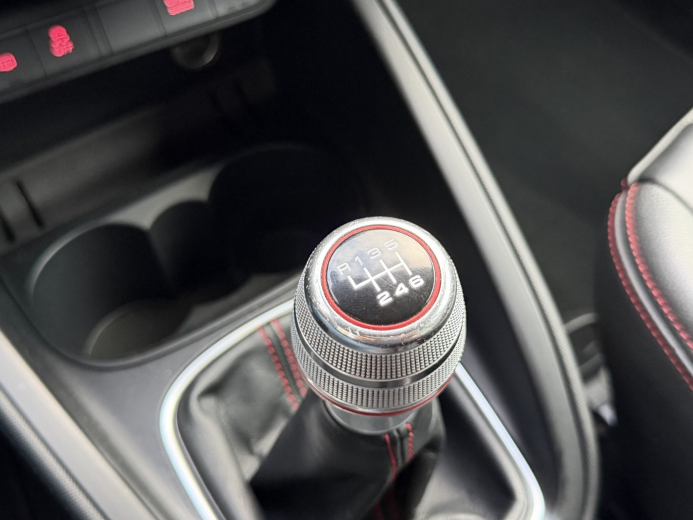 Foto van Audi S1 Sportback