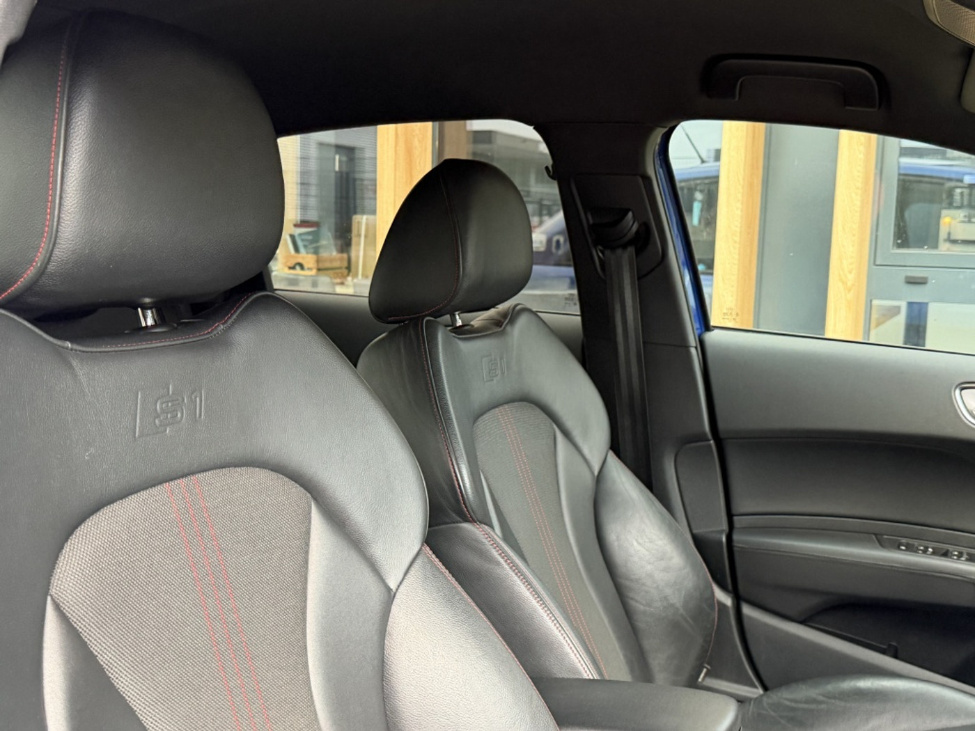 Foto van Audi S1 Sportback
