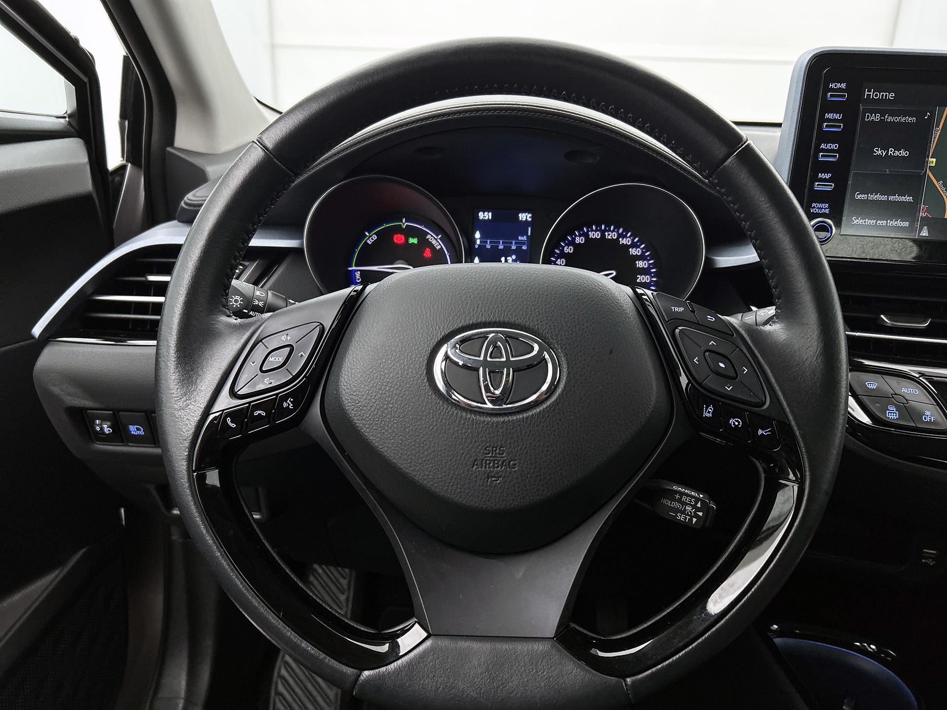 Foto van Toyota Toyota C-hr