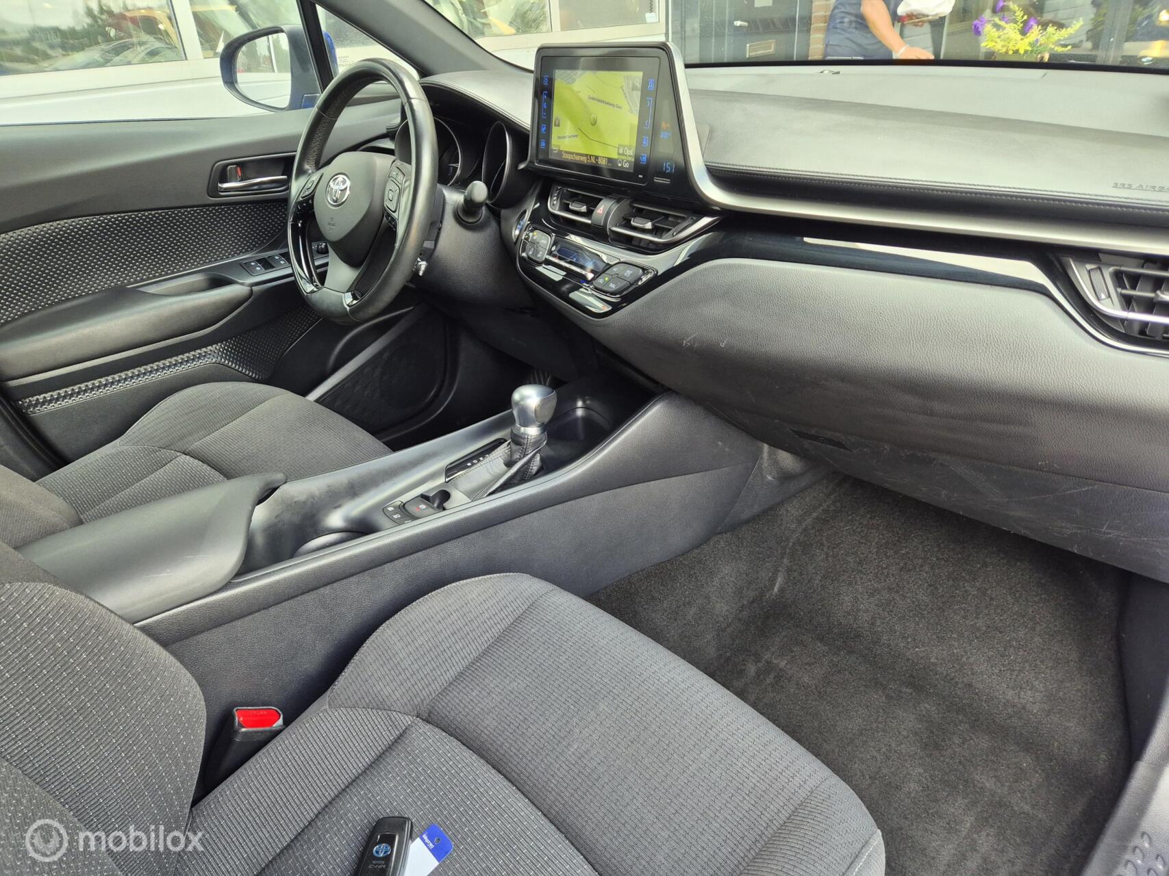 Foto van Toyota Toyota C-hr