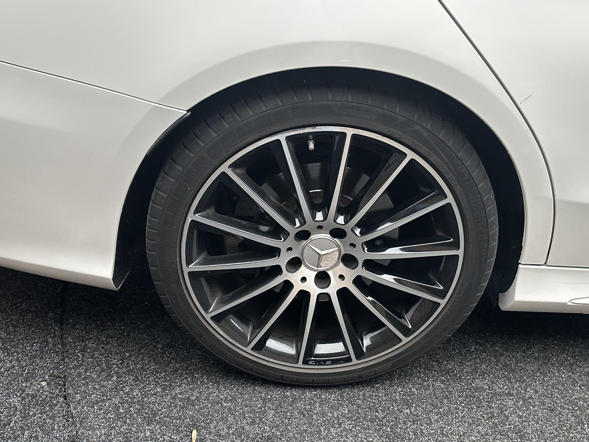 Foto van Mercedes-Benz AMG C 43