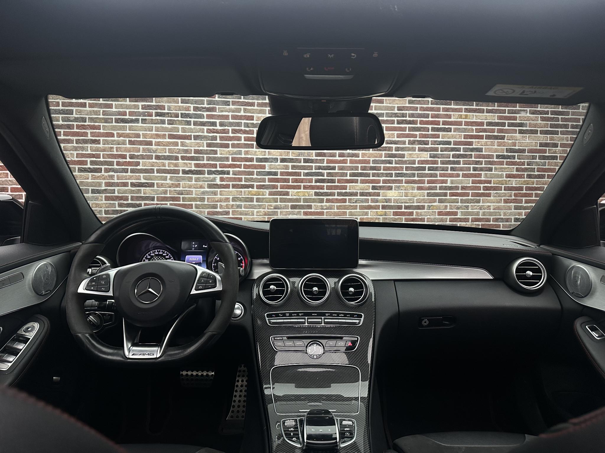 Foto van Mercedes-Benz AMG C 43