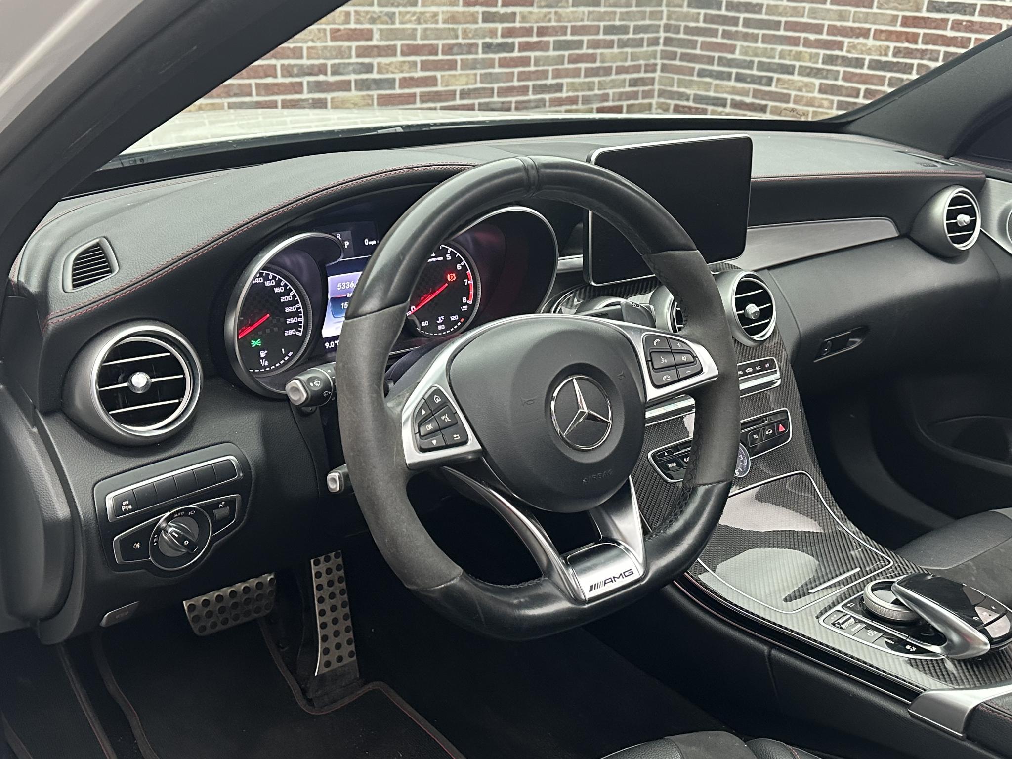 Foto van Mercedes-Benz AMG C 43
