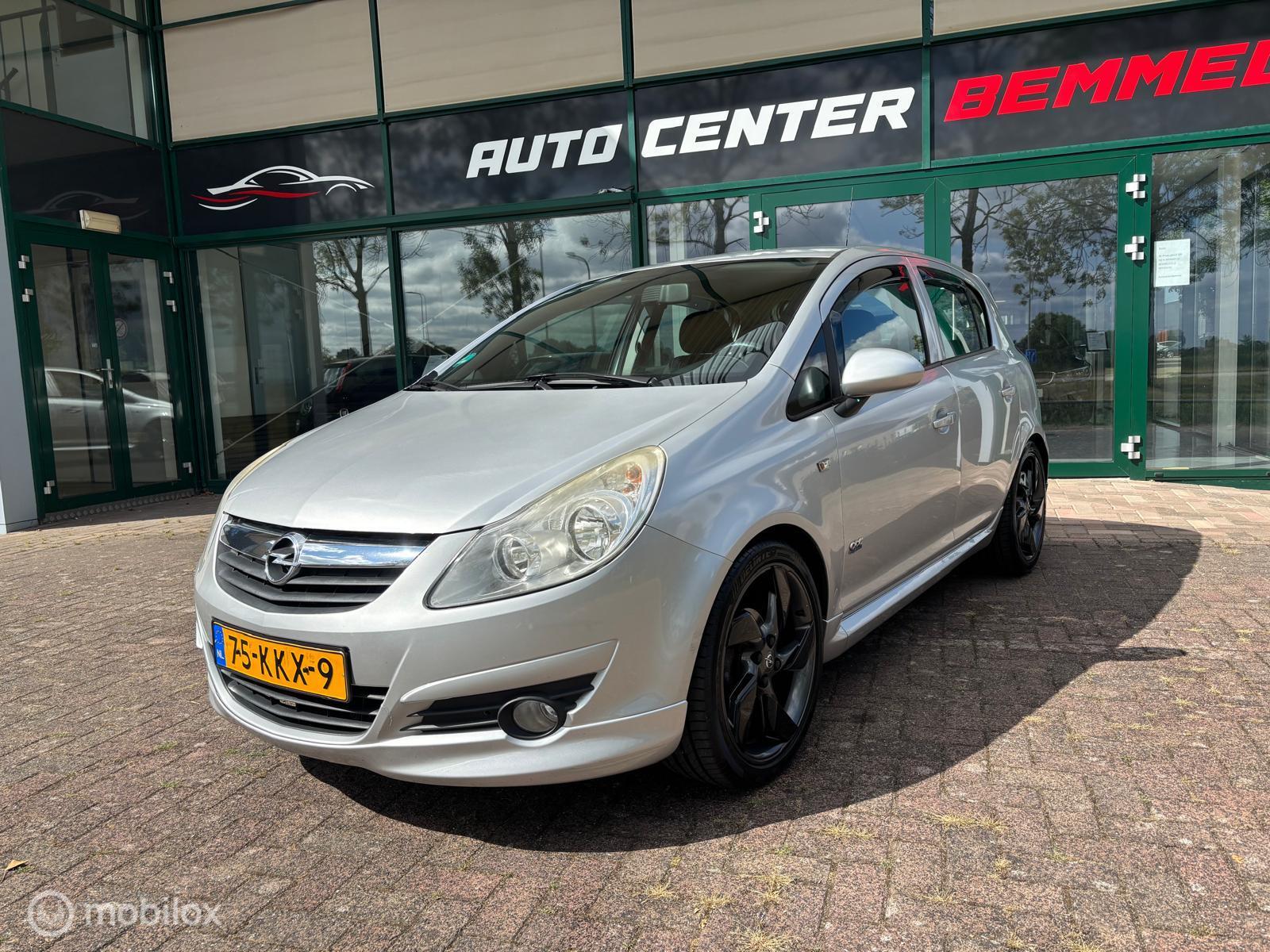 Opel Corsa 1.4-16V Sport OPC line 2010 - voorkant