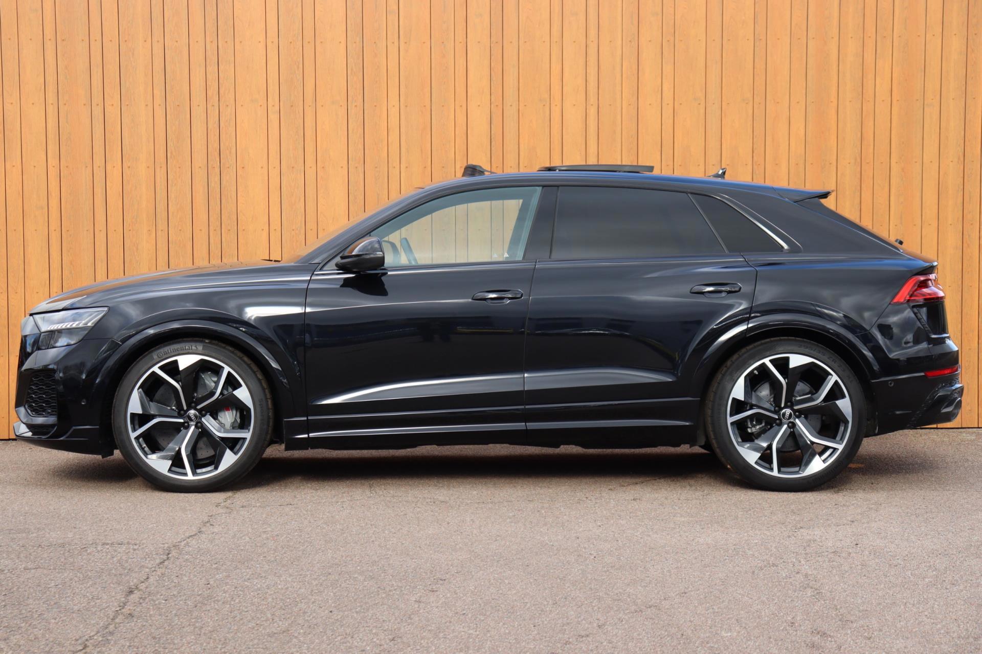 Foto van Audi RS Q8