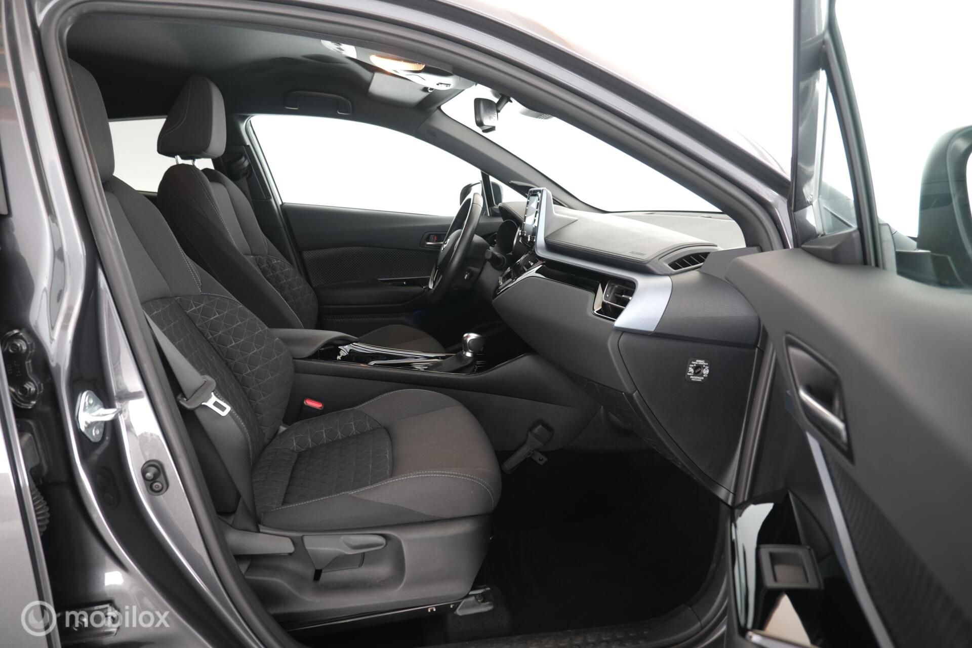 Foto van Toyota Toyota C-hr