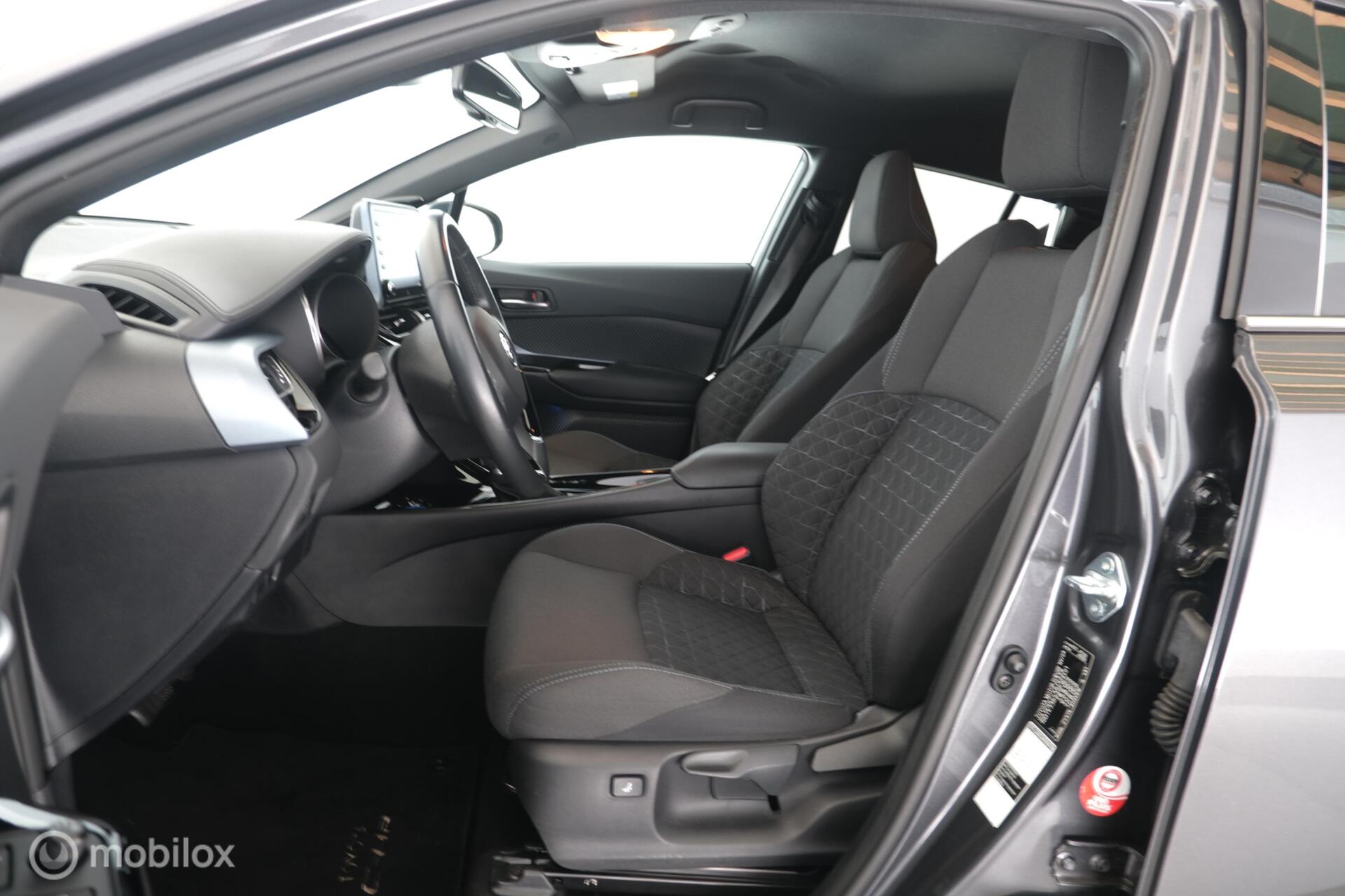 Foto van Toyota Toyota C-hr