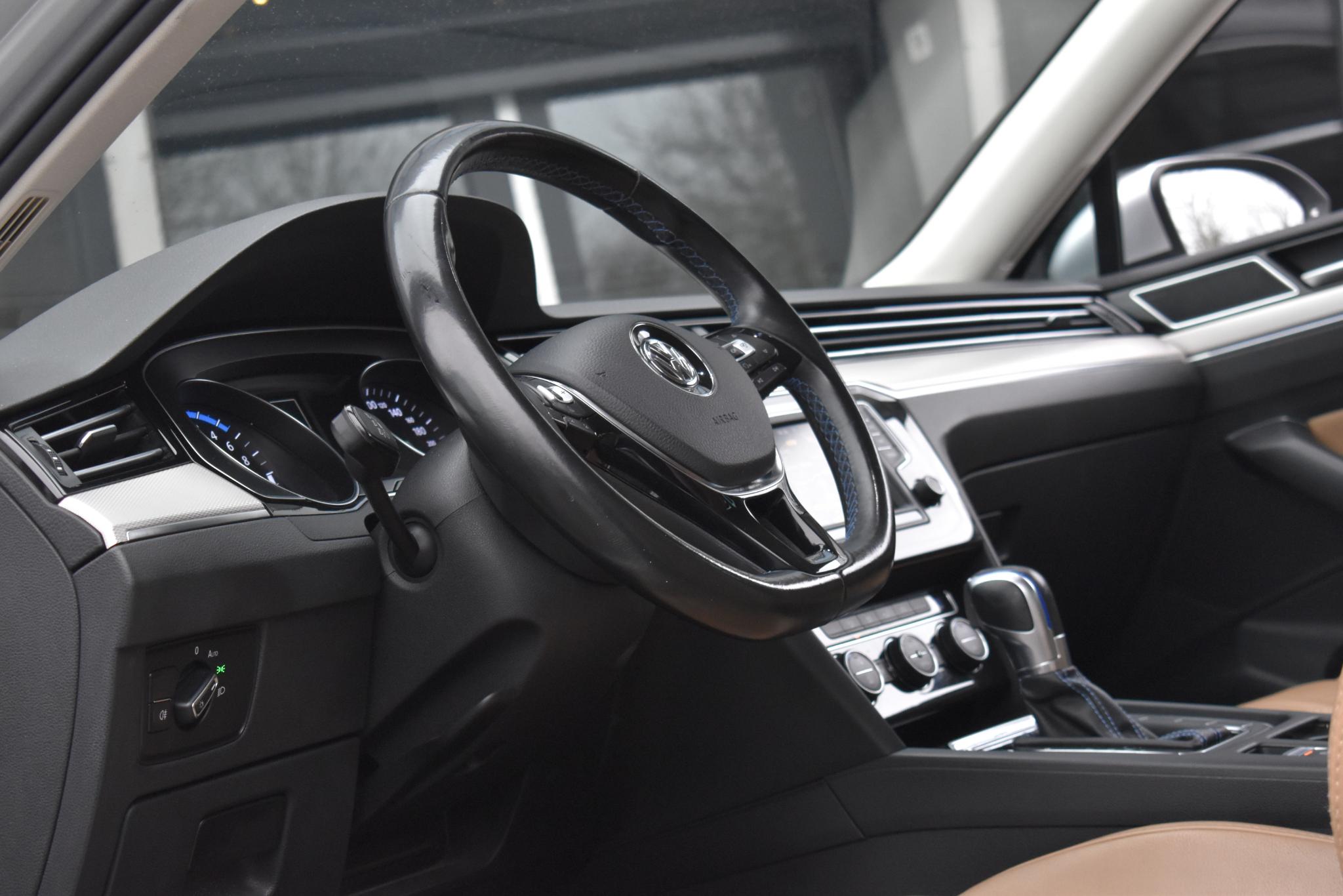 Foto van Volkswagen Passat
