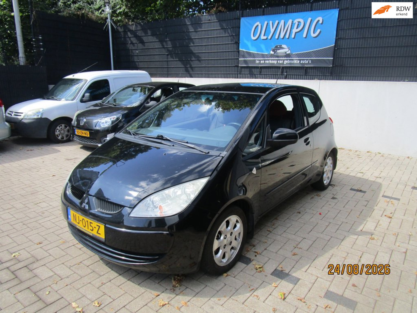 Mitsubishi Mitsubishi Colt 1.3 Inform +Airco 2005 - voorkant
