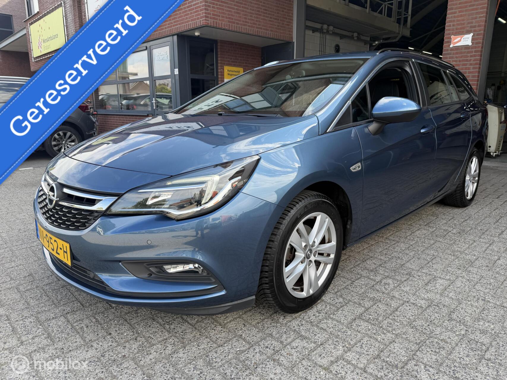 Opel Astra Sports Tourer 1.4 Innovation NAVI*CAMERA*CRUISE* 2017 - voorkant