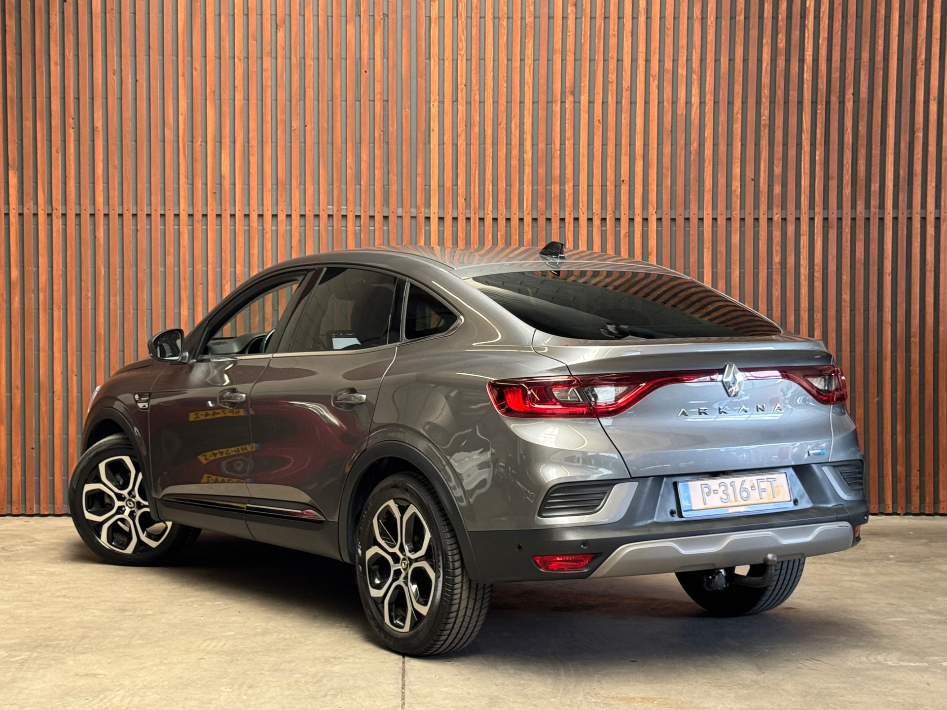 Foto van Renault Arkana E-tech