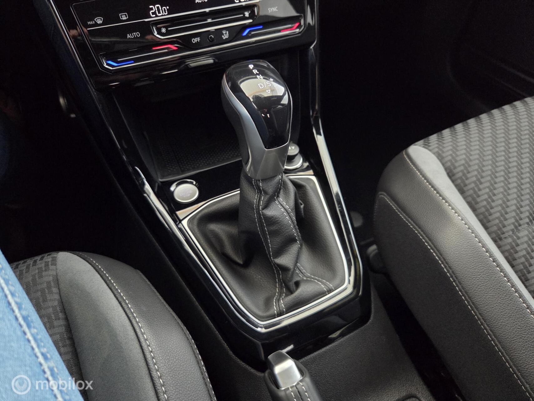 Foto van Volkswagen T-cross