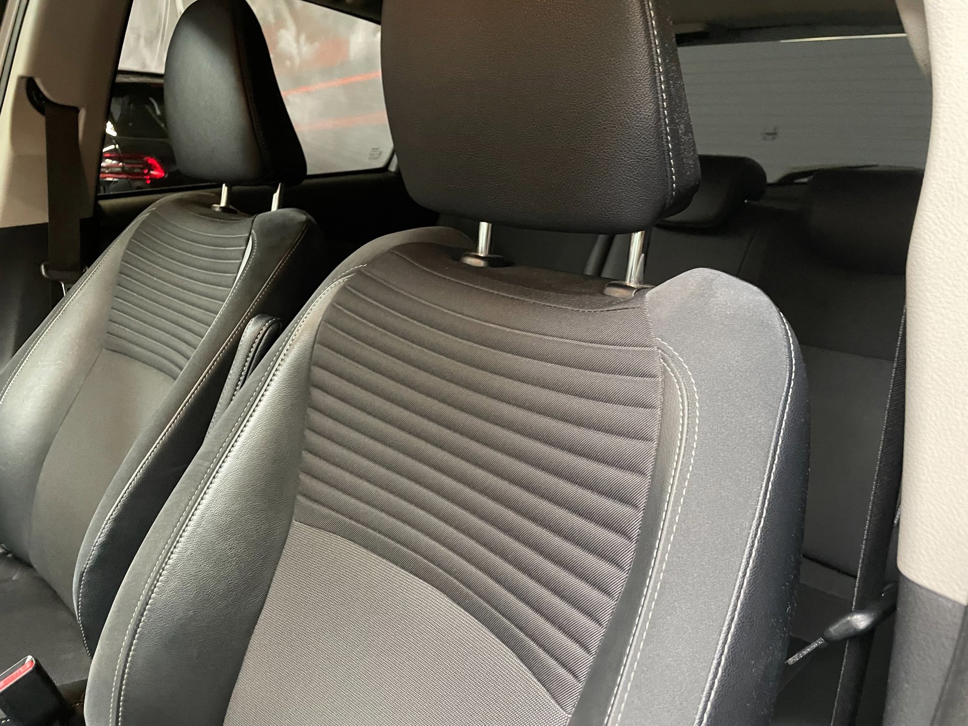 Foto van Toyota Toyota Yaris Hybrid