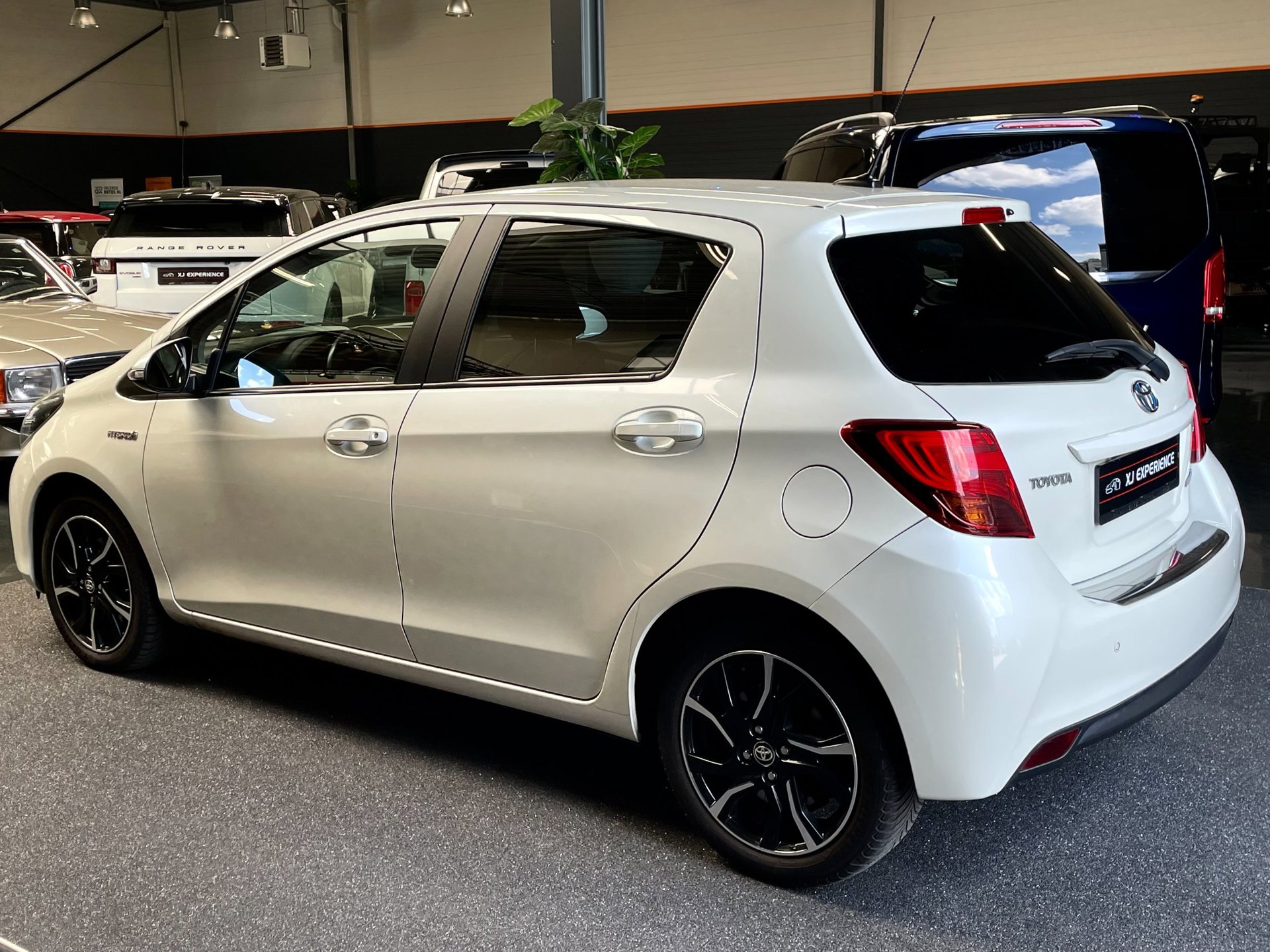 Foto van Toyota Toyota Yaris Hybrid