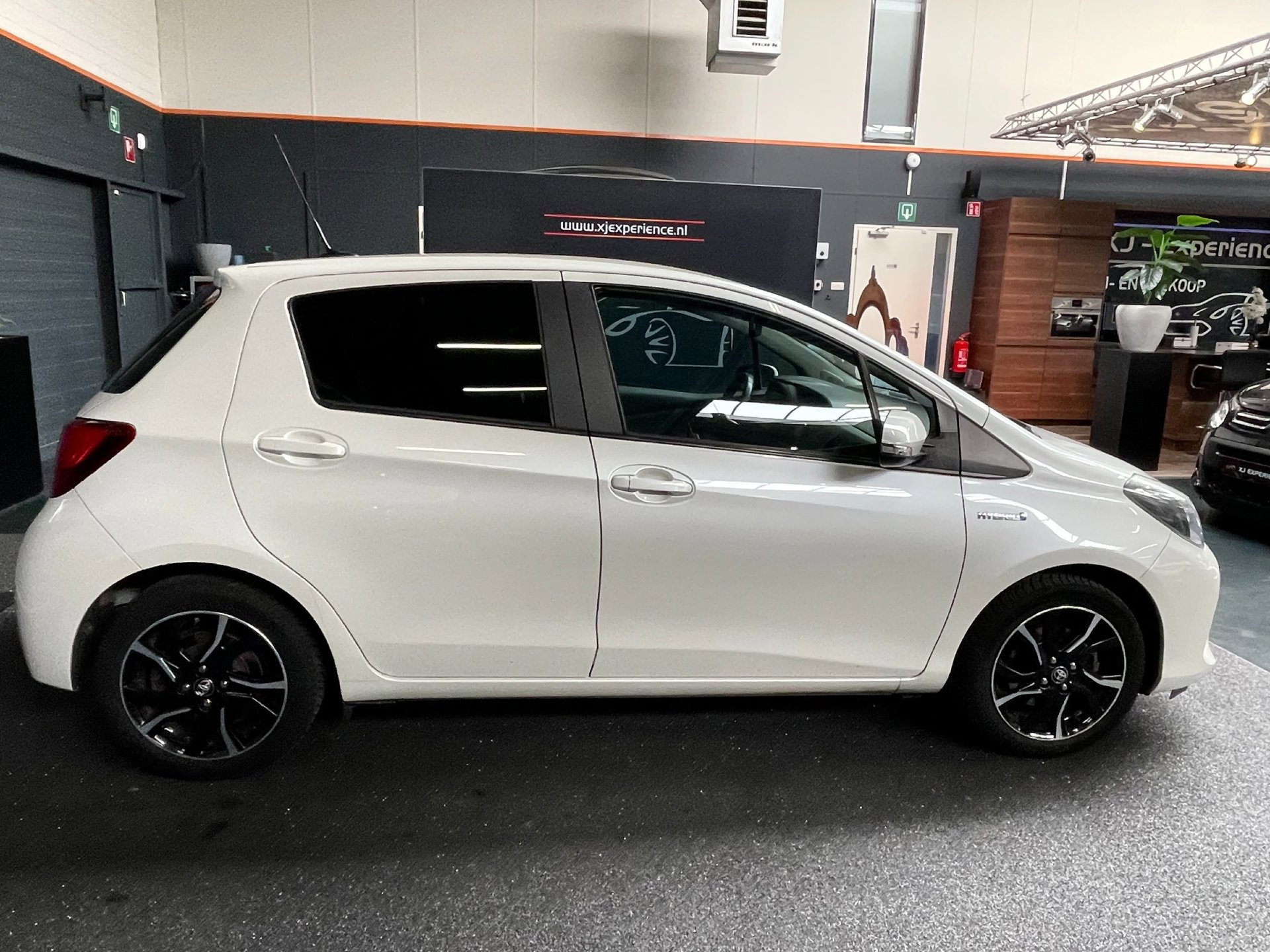 Foto van Toyota Toyota Yaris Hybrid