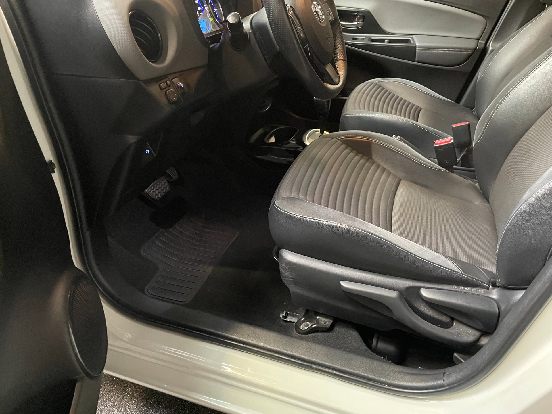 Foto van Toyota Toyota Yaris Hybrid