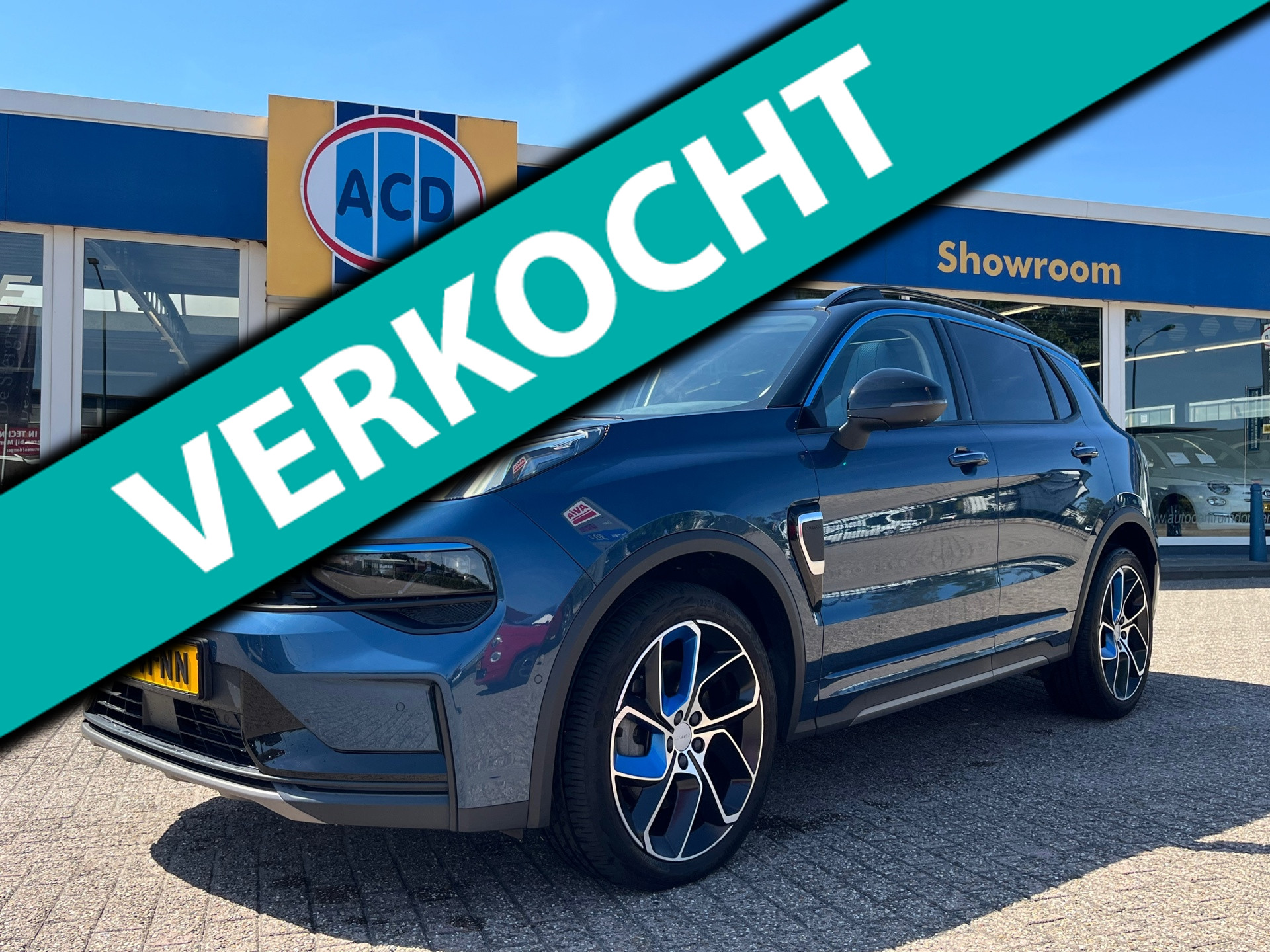Lynk&co LYNK & Co 01 1.5 261pk PHEV 7DCTH | Orig.NL | Trekhaak afn. | PanoramaDak | 360 graden Camera | Carplay | 2022 - voorkant