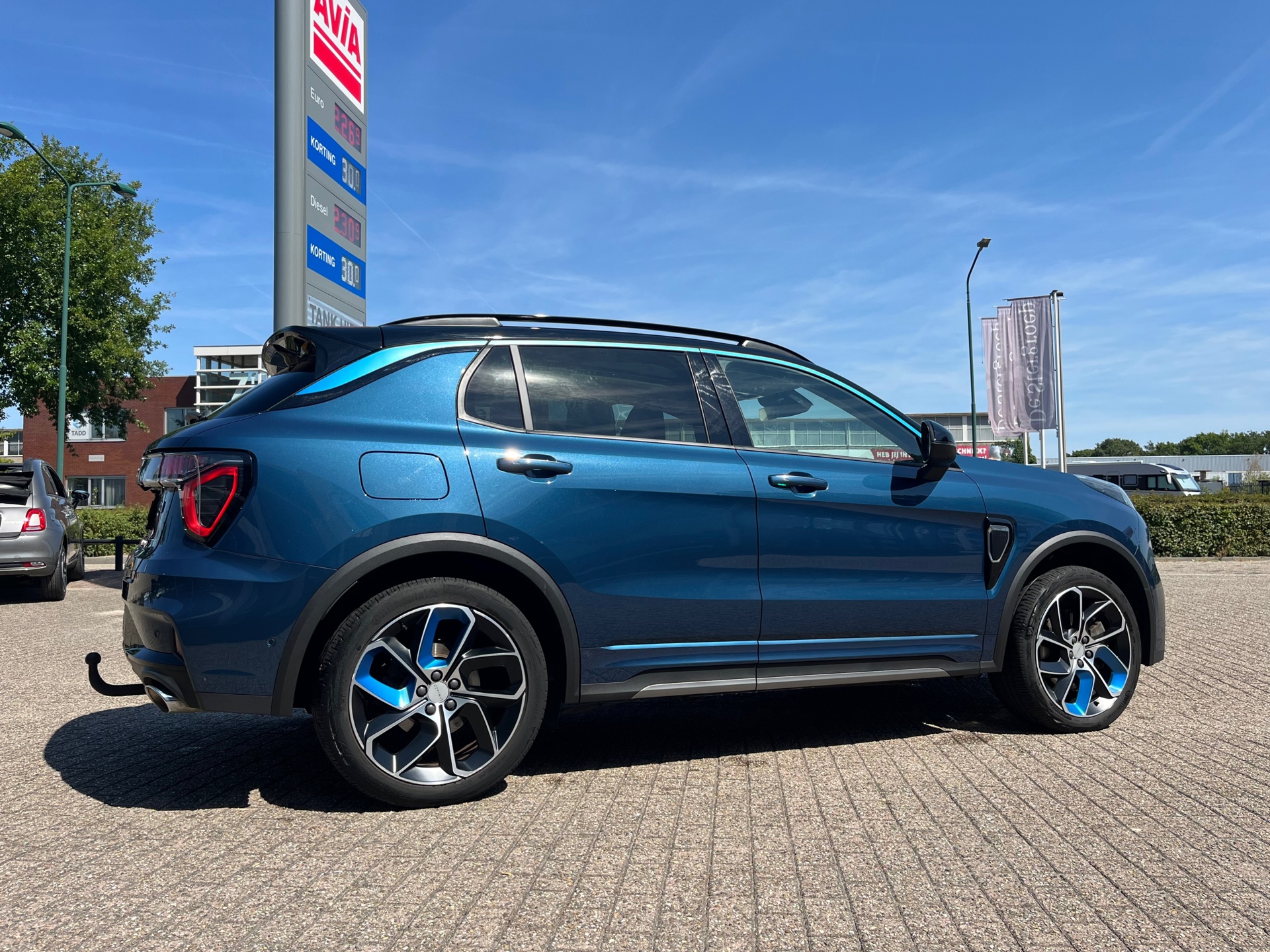 Foto van Lynk&co LYNK & Co 01