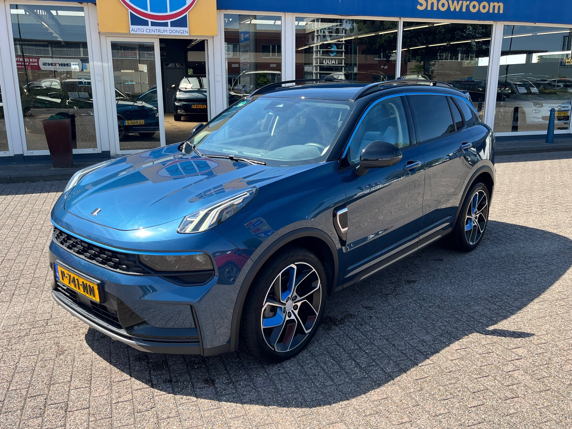 Foto van Lynk&co LYNK & Co 01