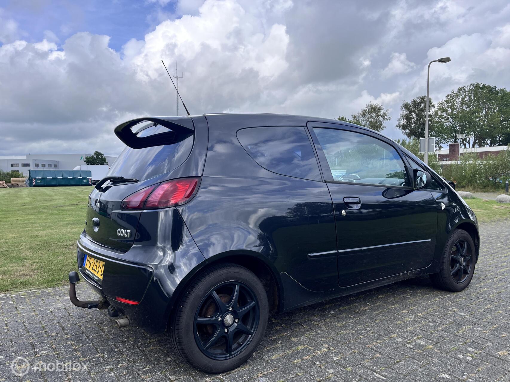 Foto van Mitsubishi Mitsubishi Colt