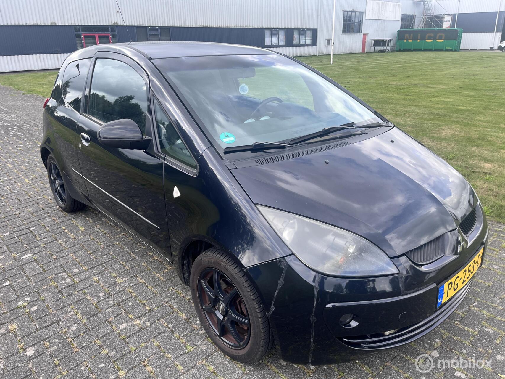 Mitsubishi Mitsubishi Colt 1.3 Invite+  / INRUILKOOPJE / 2008 - voorkant