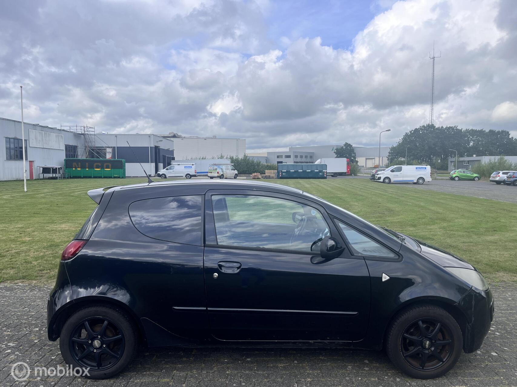 Foto van Mitsubishi Mitsubishi Colt