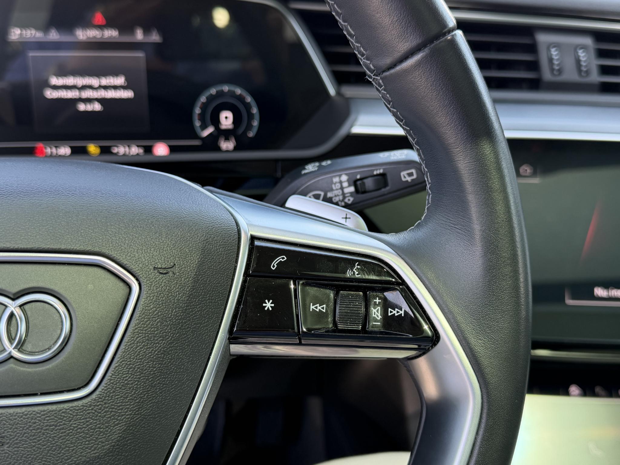 Foto van Audi E-tron