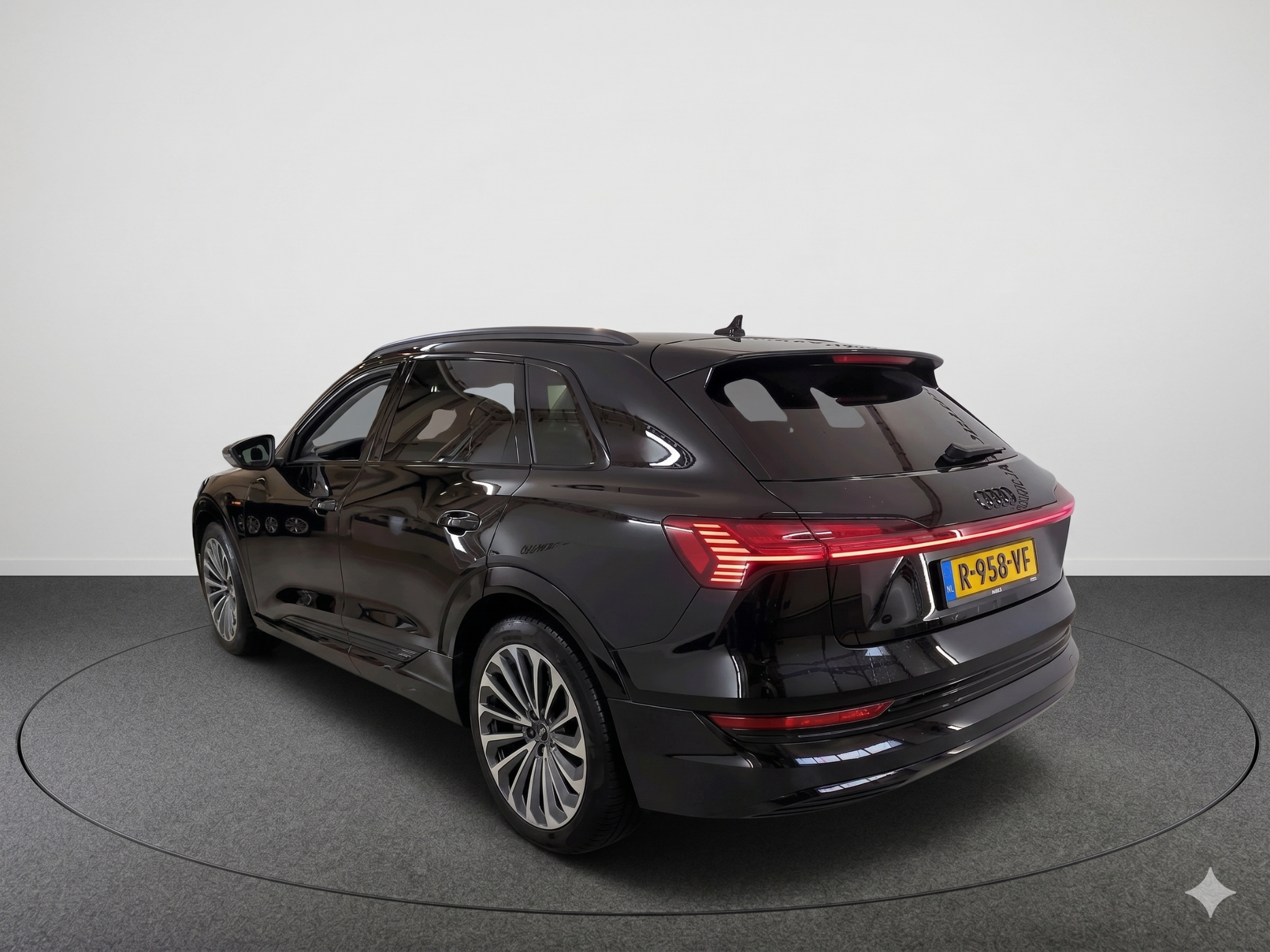 Foto van Audi E-tron