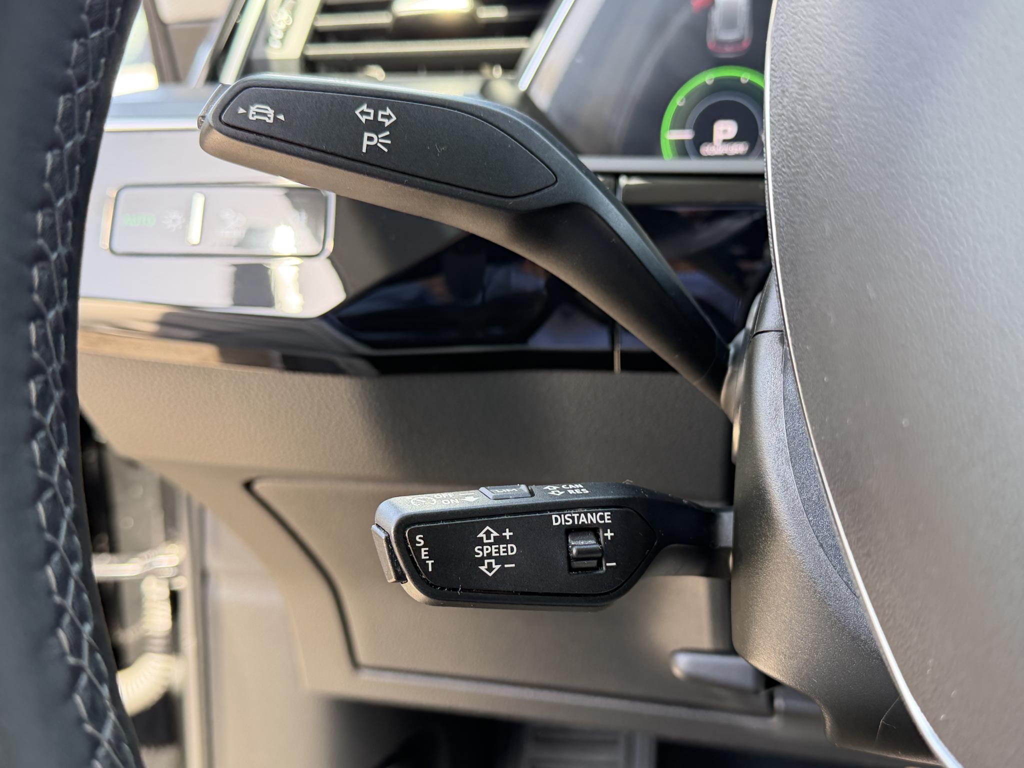 Foto van Audi E-tron