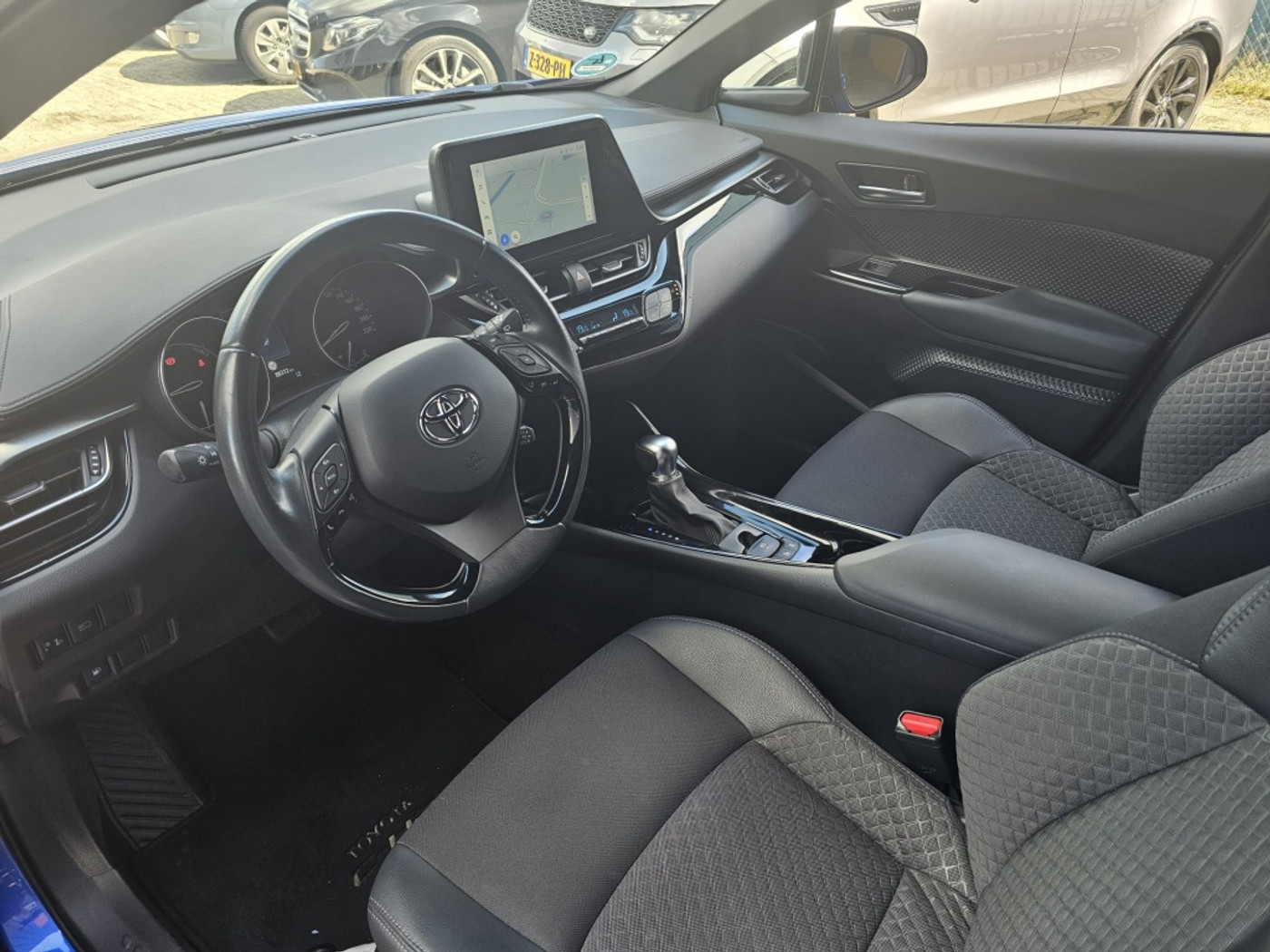 Foto van Toyota Toyota C-hr