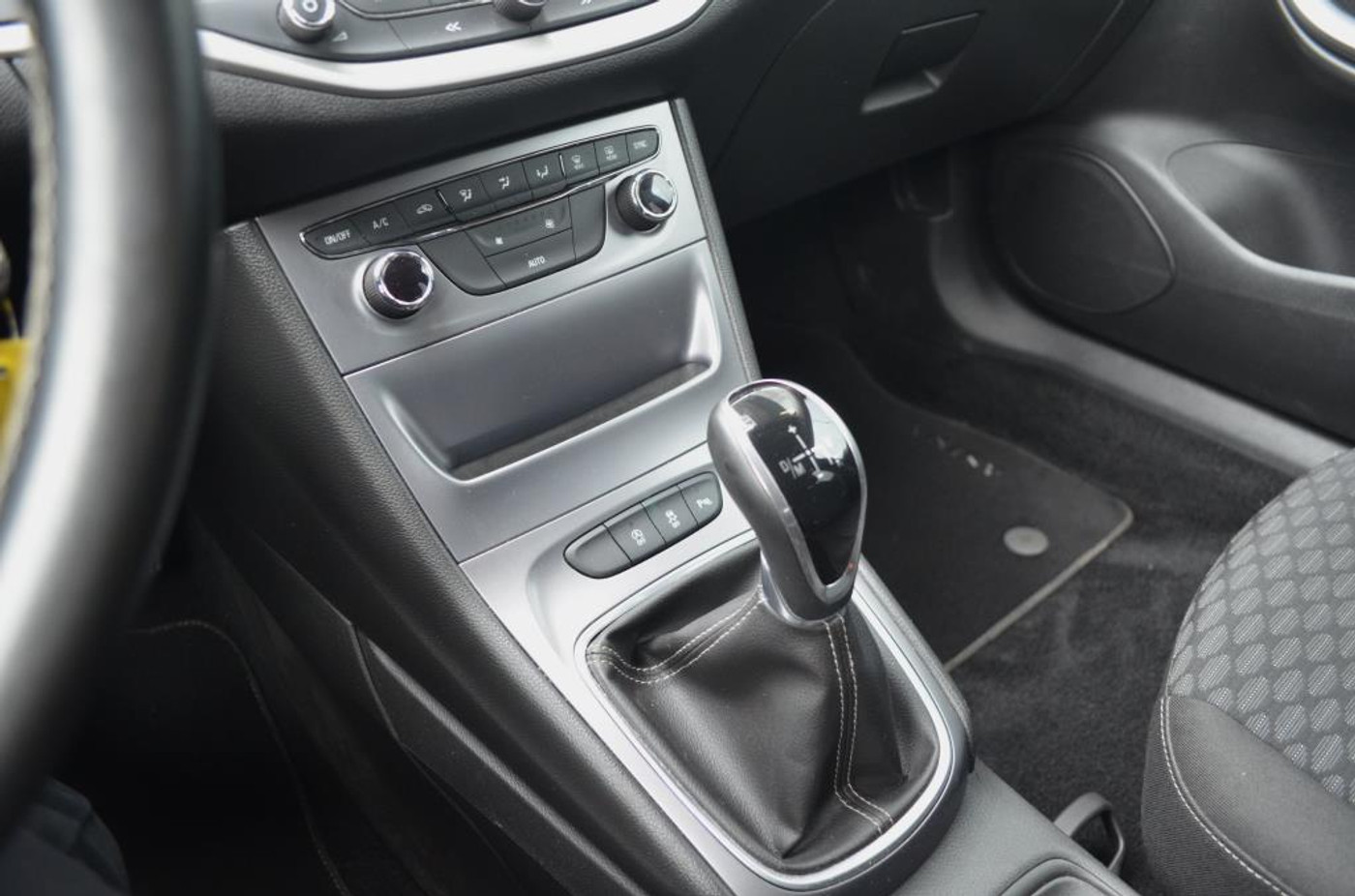 Foto van Opel Astra Sports Tourer