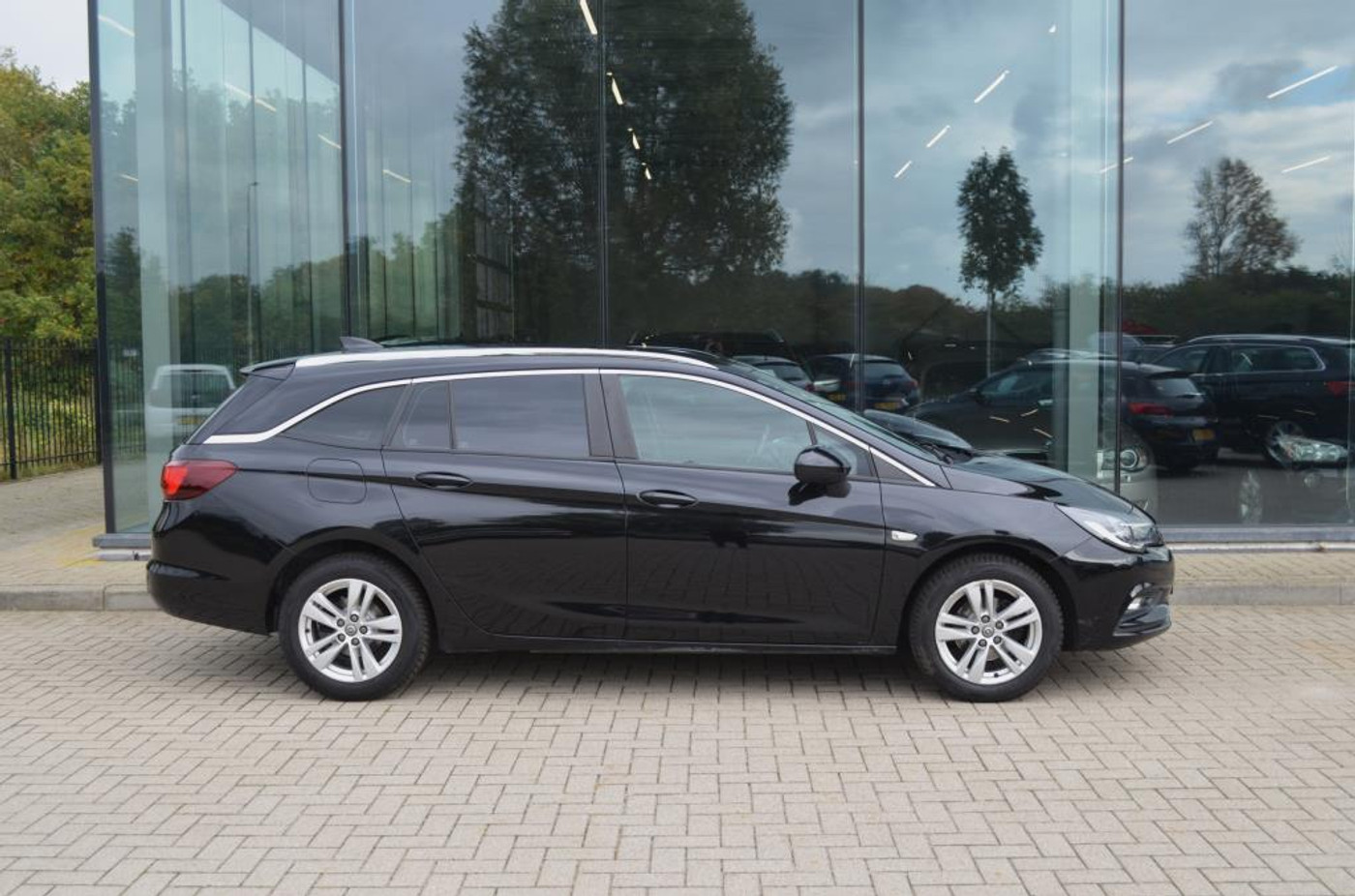 Foto van Opel Astra Sports Tourer
