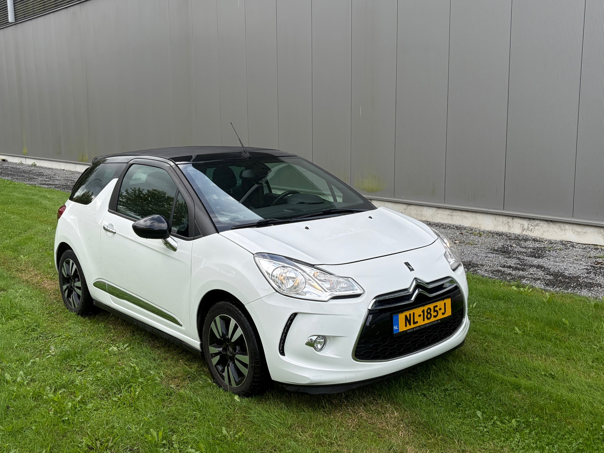Foto van Citroen Ds3 Cabrio