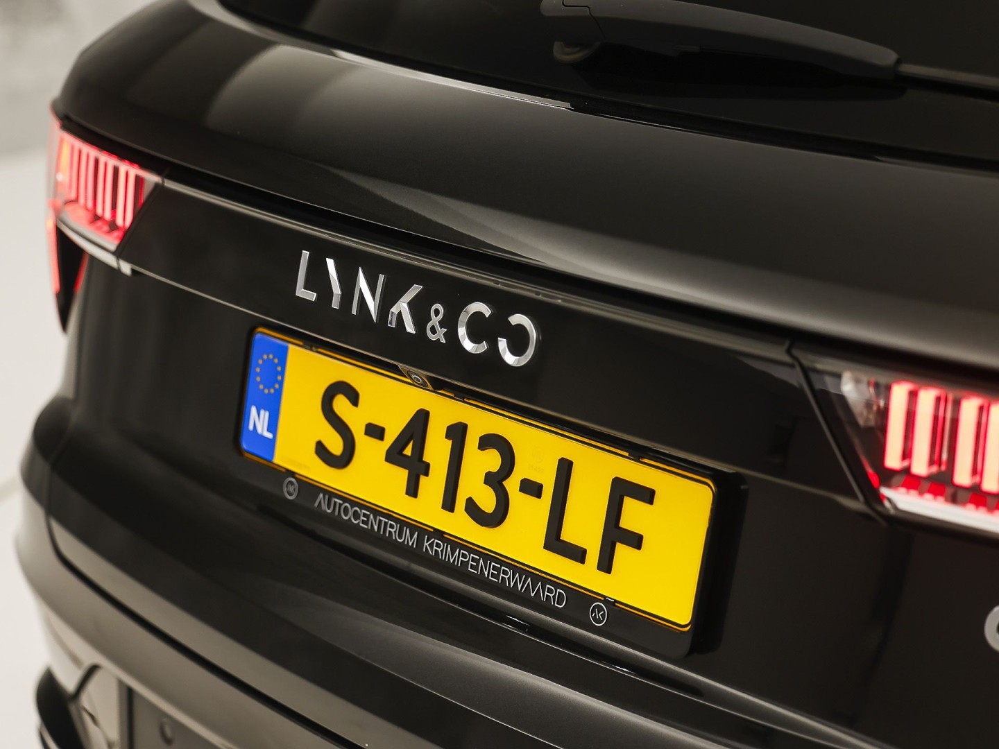 Foto van Lynk&co LYNK & Co 01