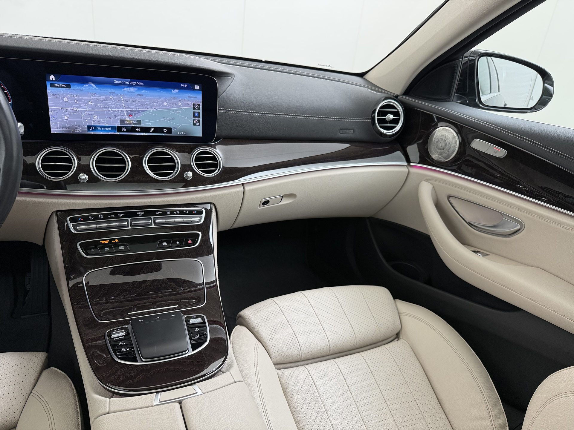 Foto van Mercedes-Benz E 300 E