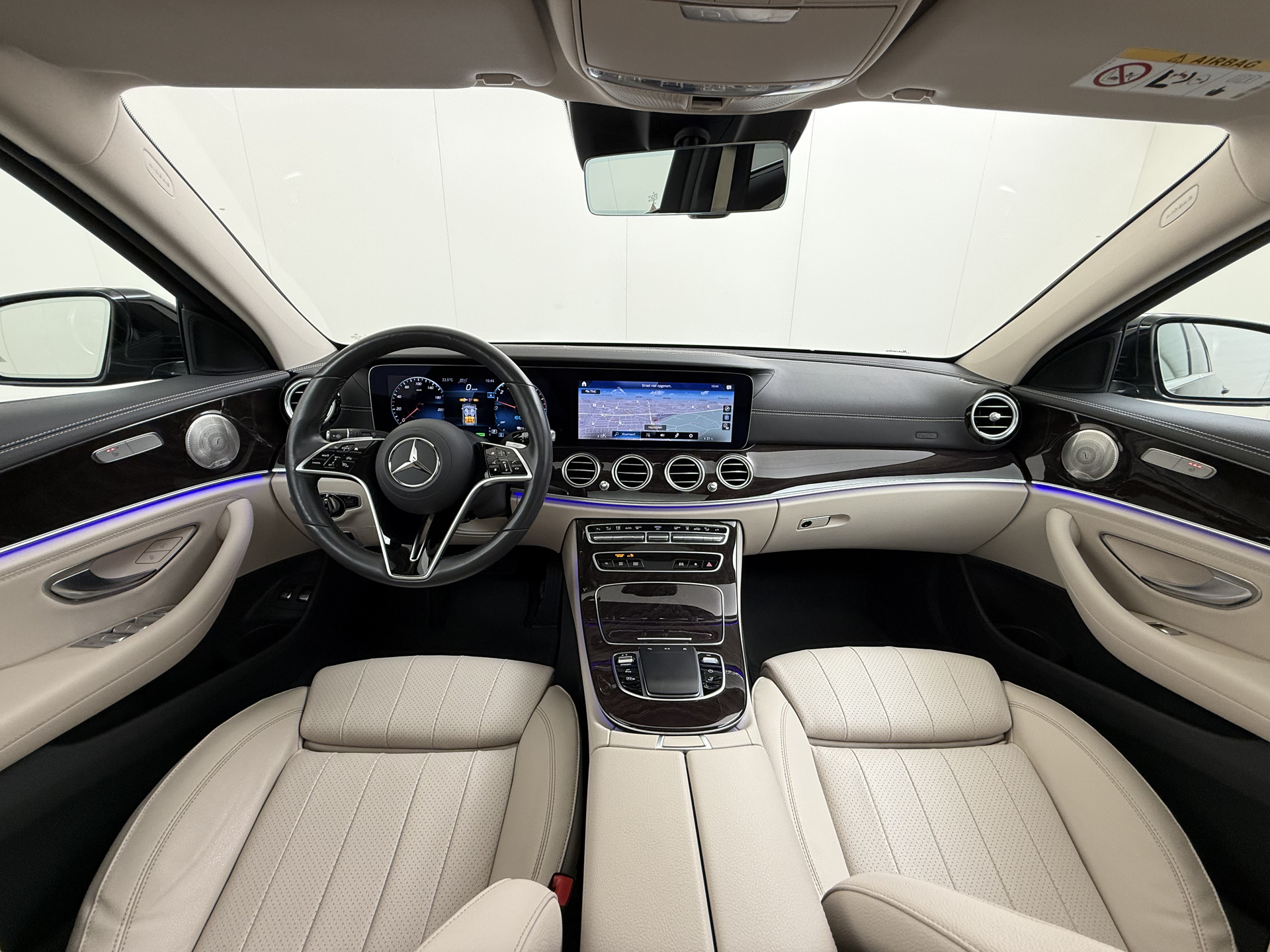 Foto van Mercedes-Benz E 300 E