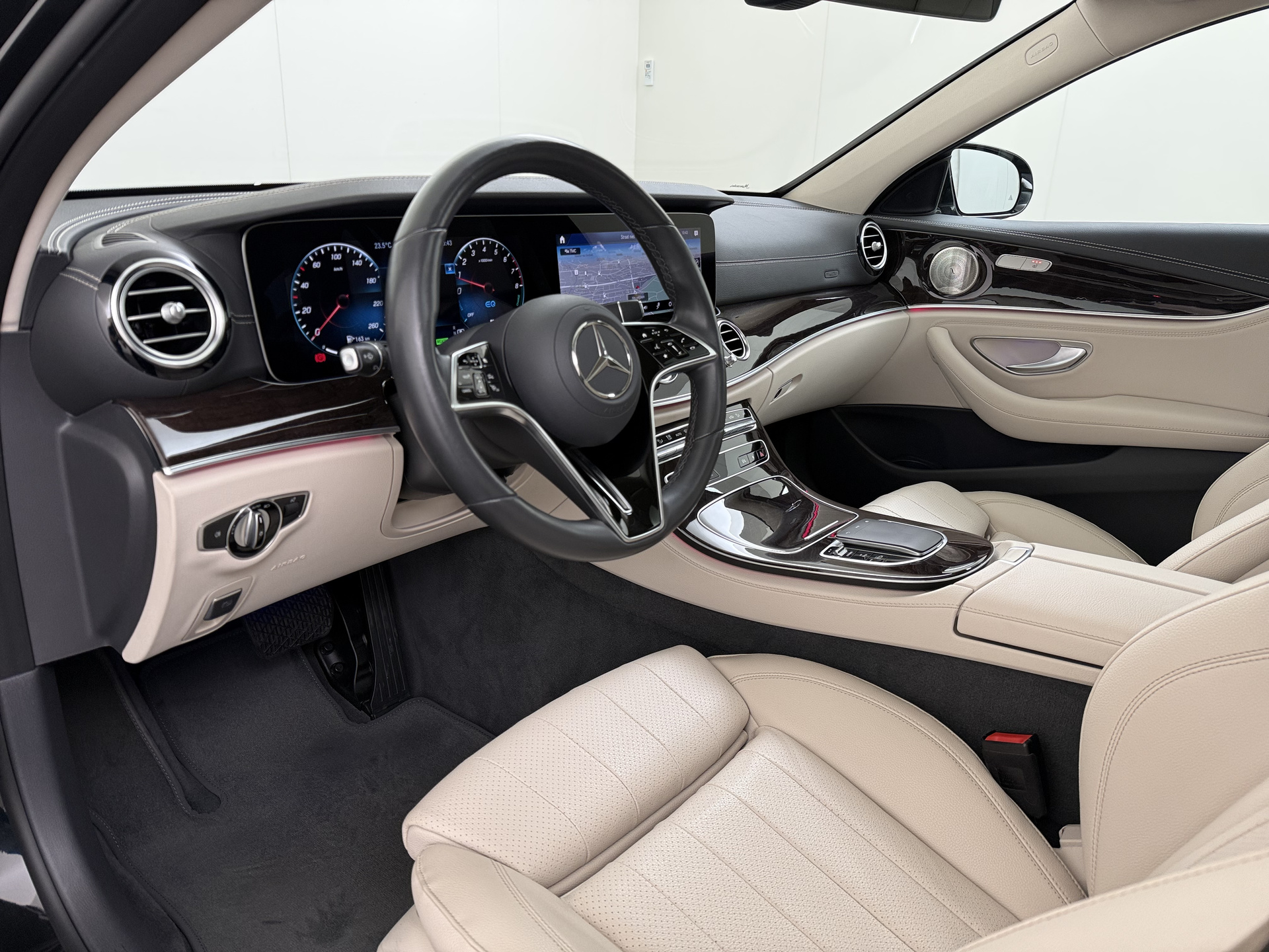 Foto van Mercedes-Benz E 300 E