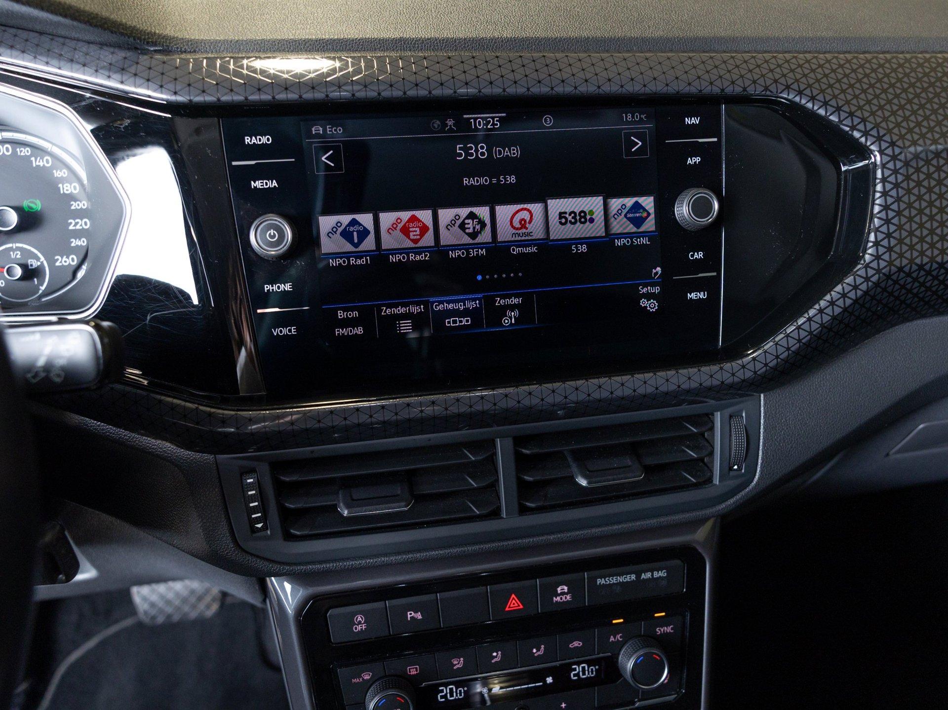 Foto van Volkswagen T-cross