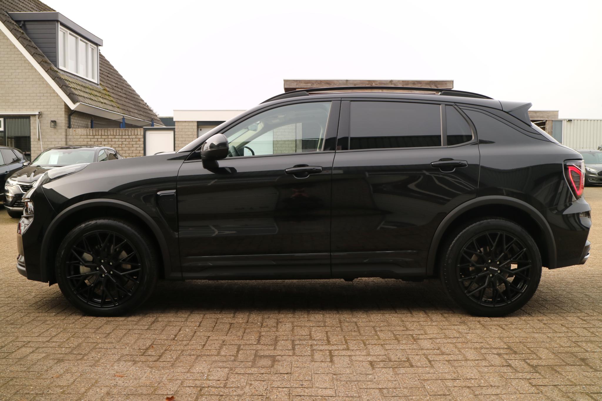 Foto van Lynk&co LYNK & Co 01
