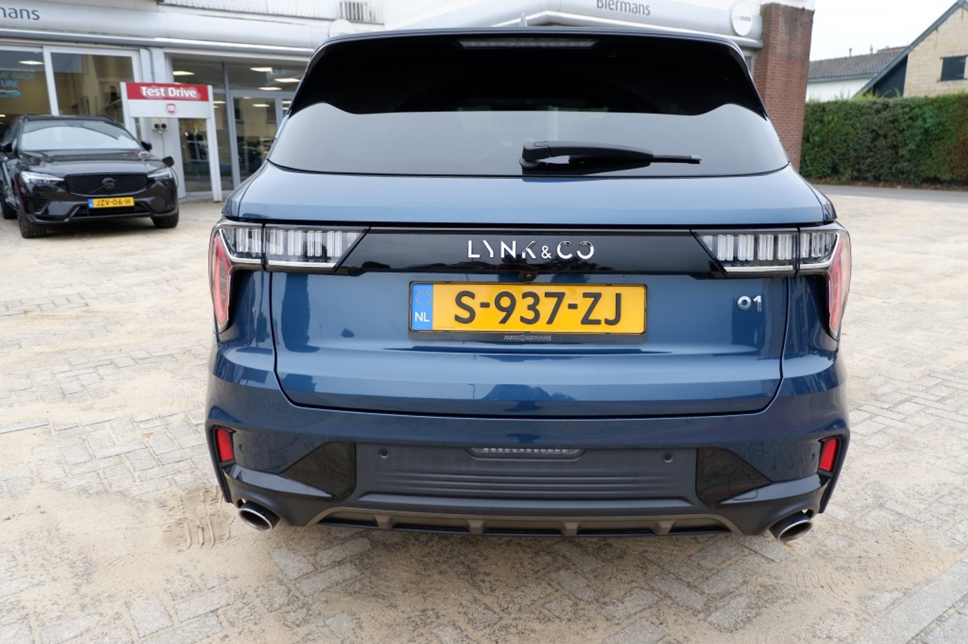 Foto van Lynk&co LYNK & Co 01