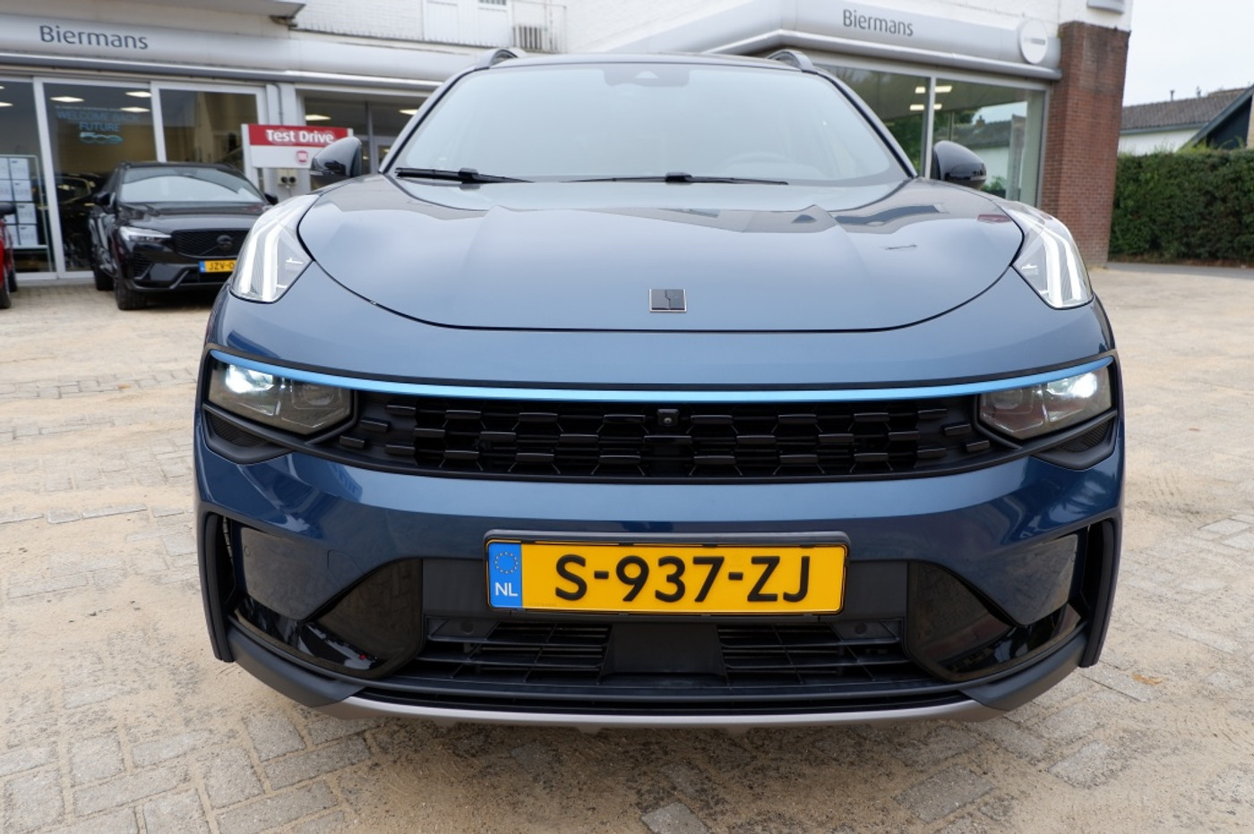 Foto van Lynk&co LYNK & Co 01