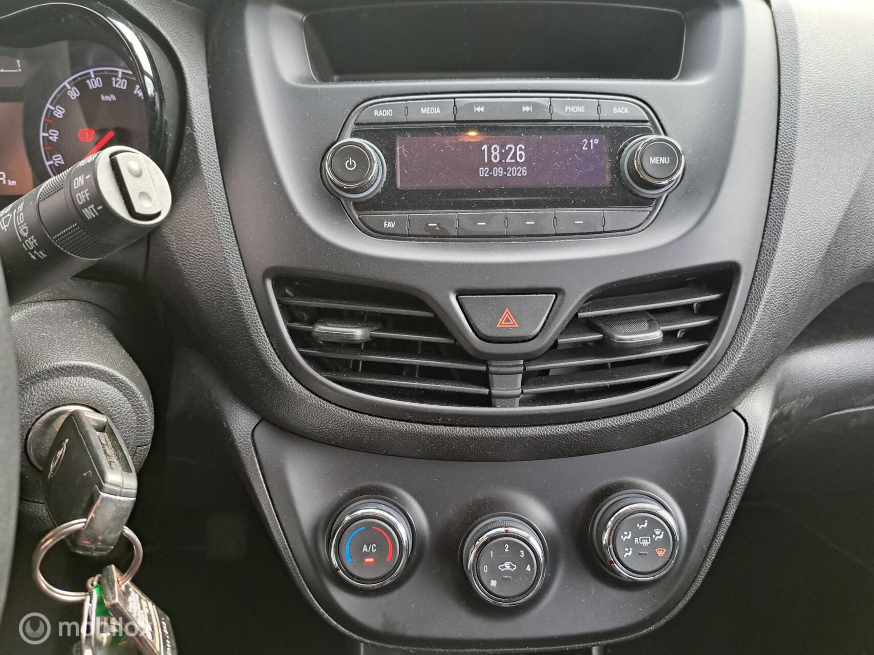 Foto van Opel Karl / Viva