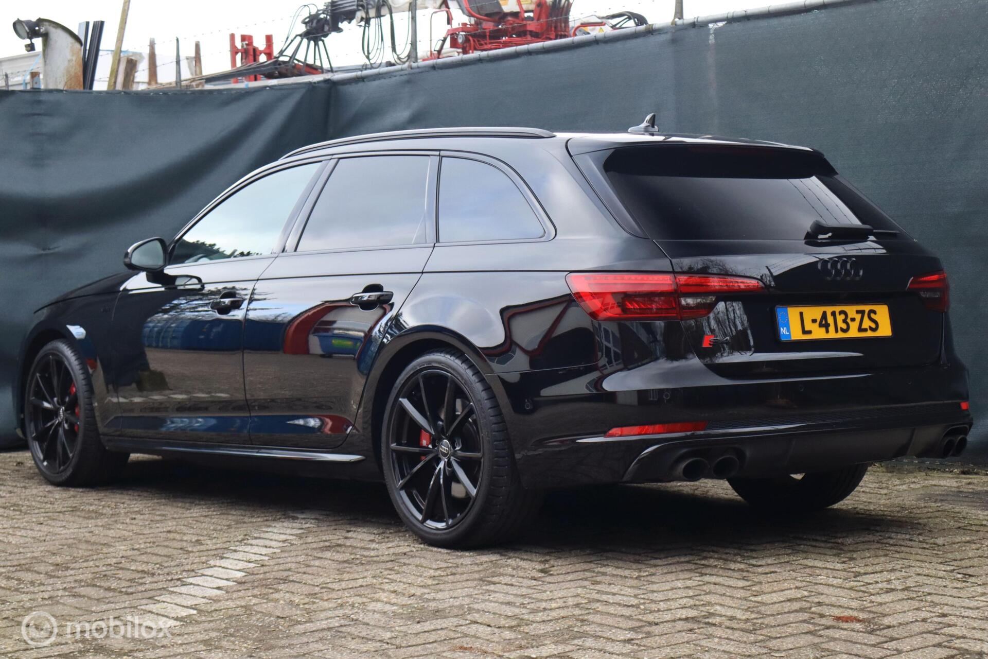 Foto van Audi S4 Avant