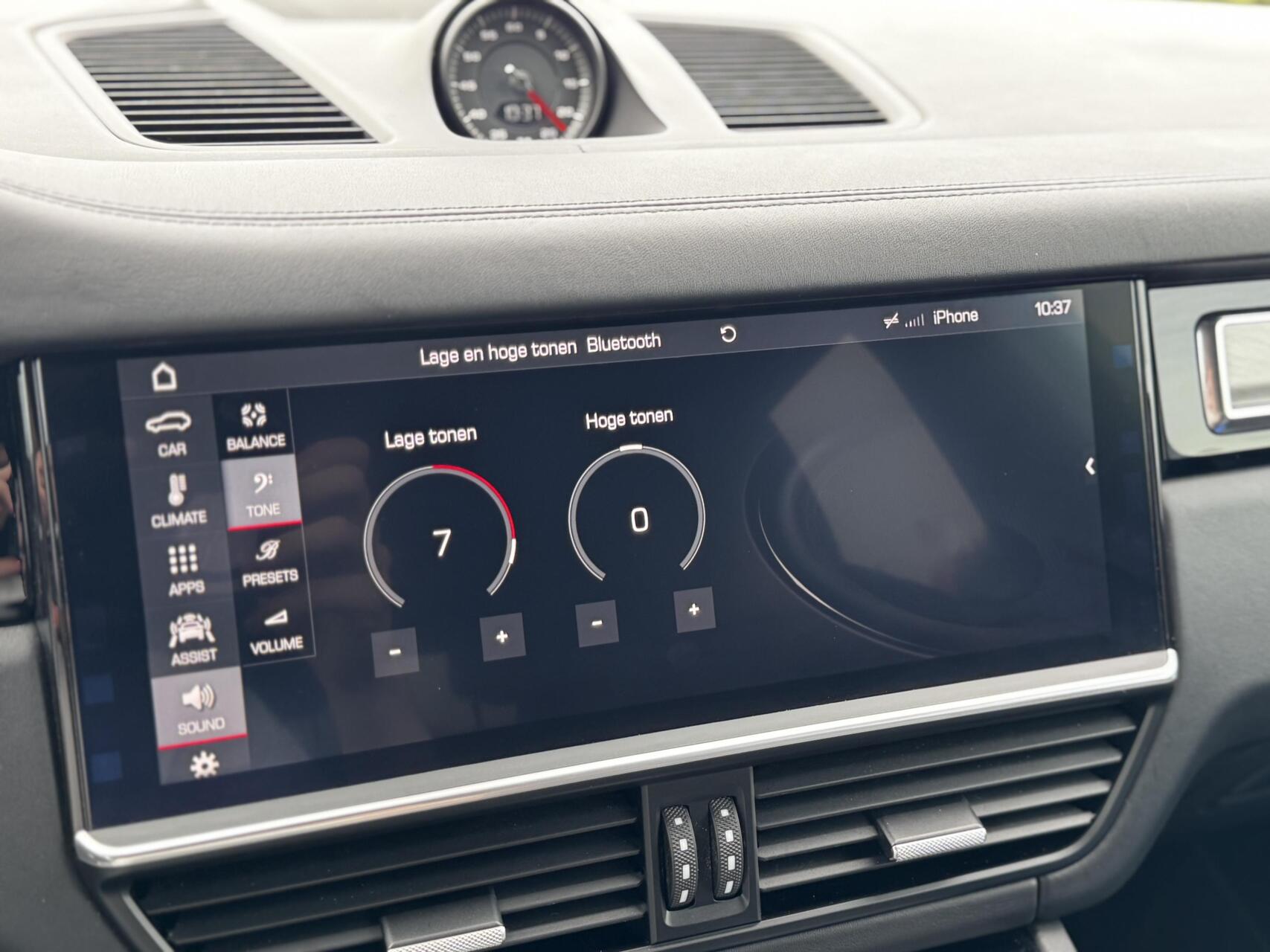 Foto van Porsche Cayenne Turbo