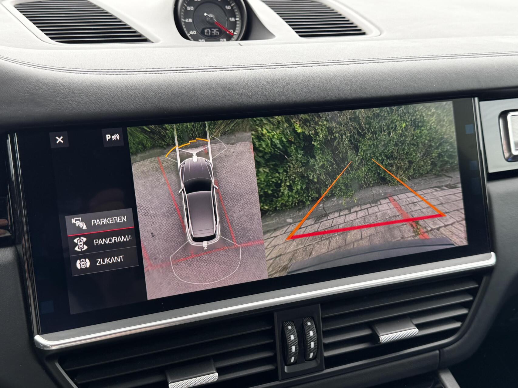 Foto van Porsche Cayenne Turbo