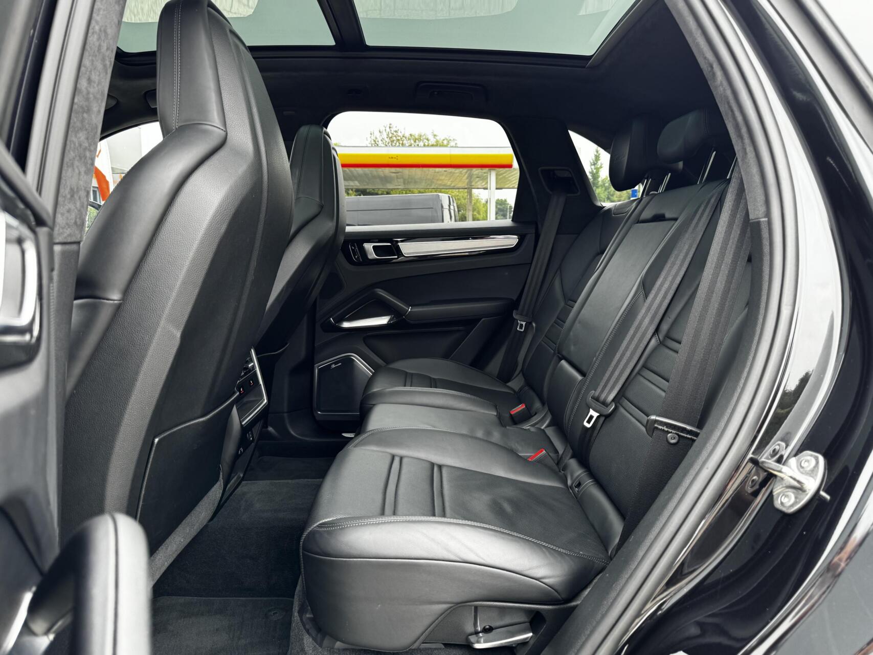 Foto van Porsche Cayenne Turbo